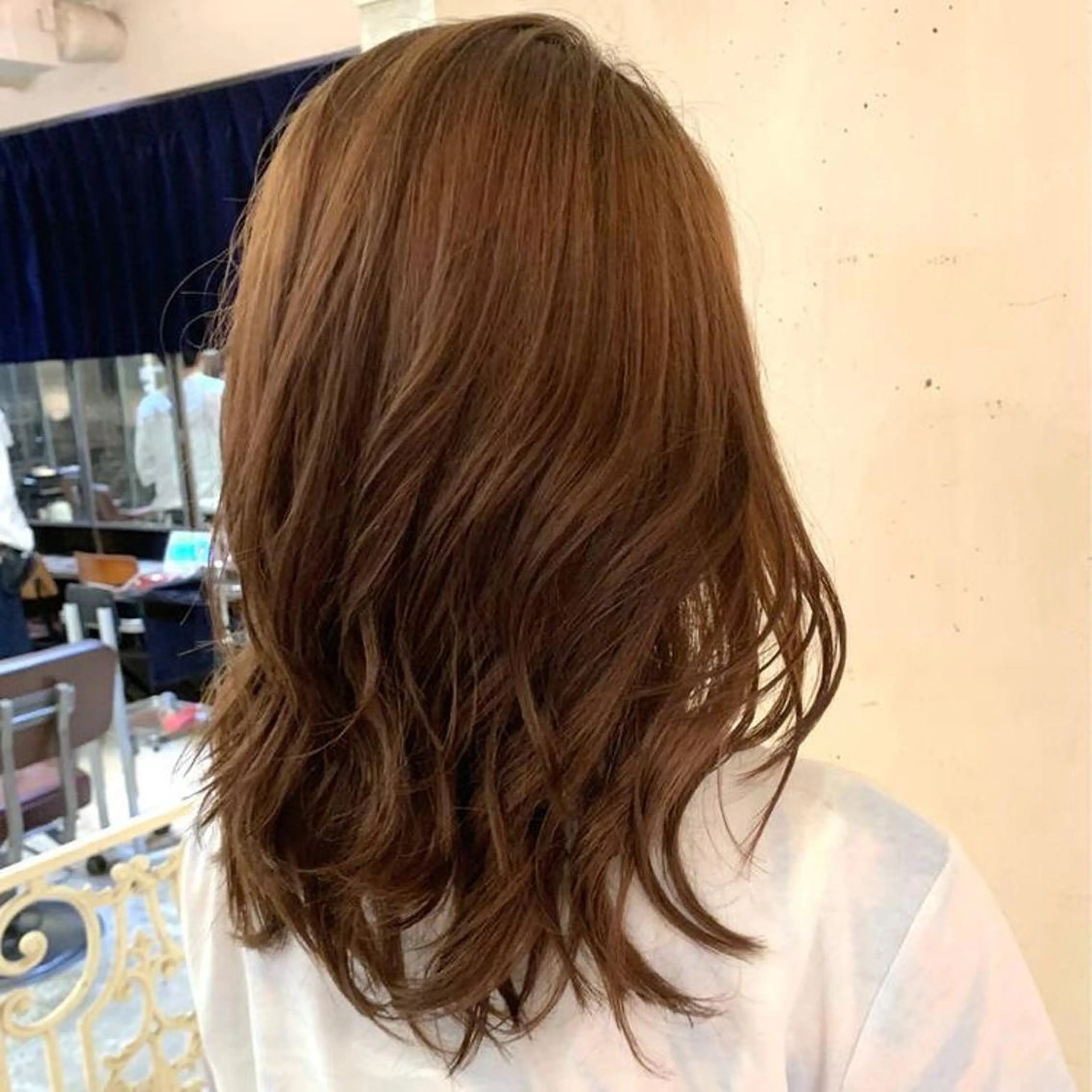ミディアム パーマ 本田 央介のヘアスタイル