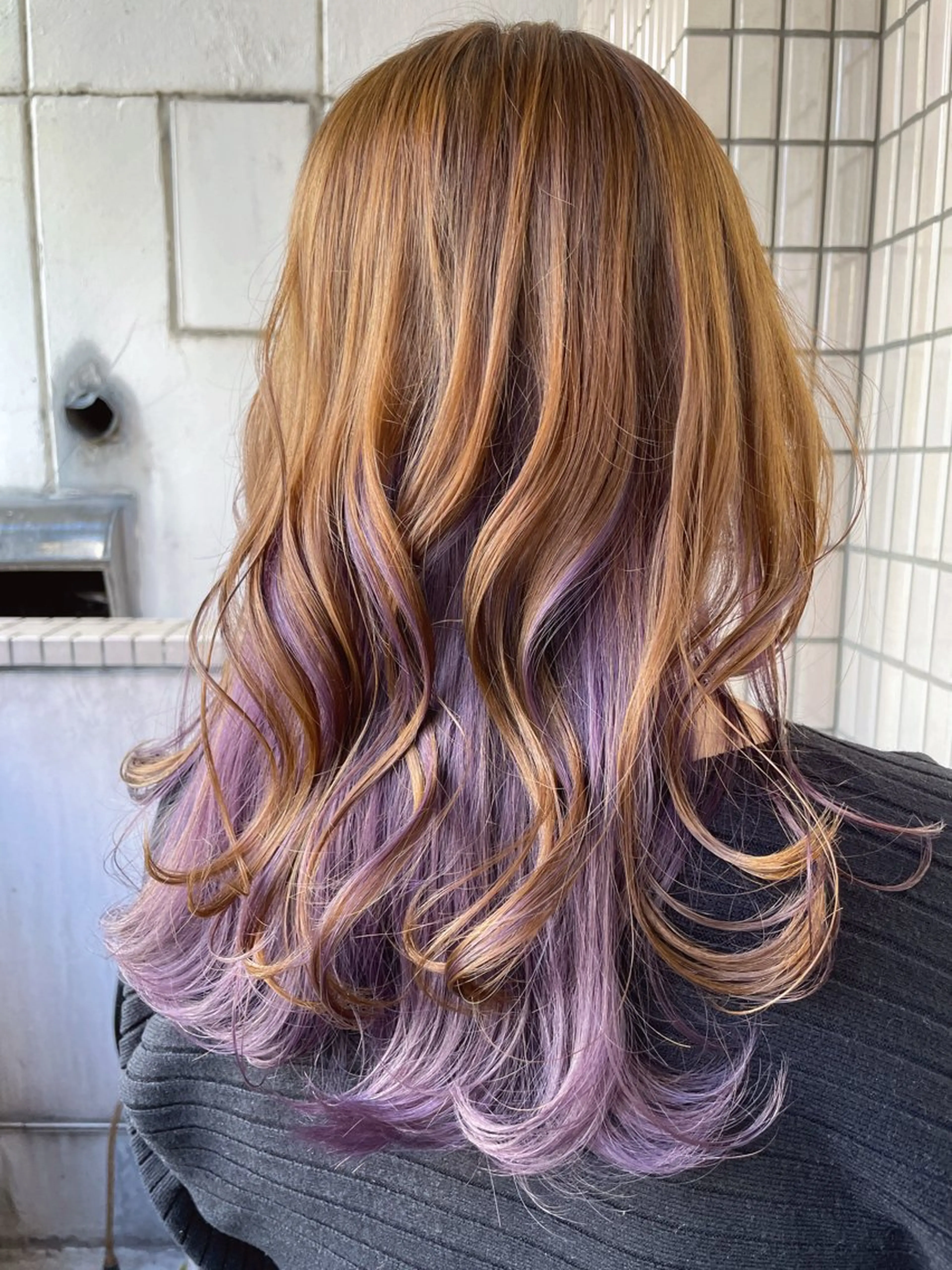 セミロング ヘアカラー 原 千景のヘアスタイル