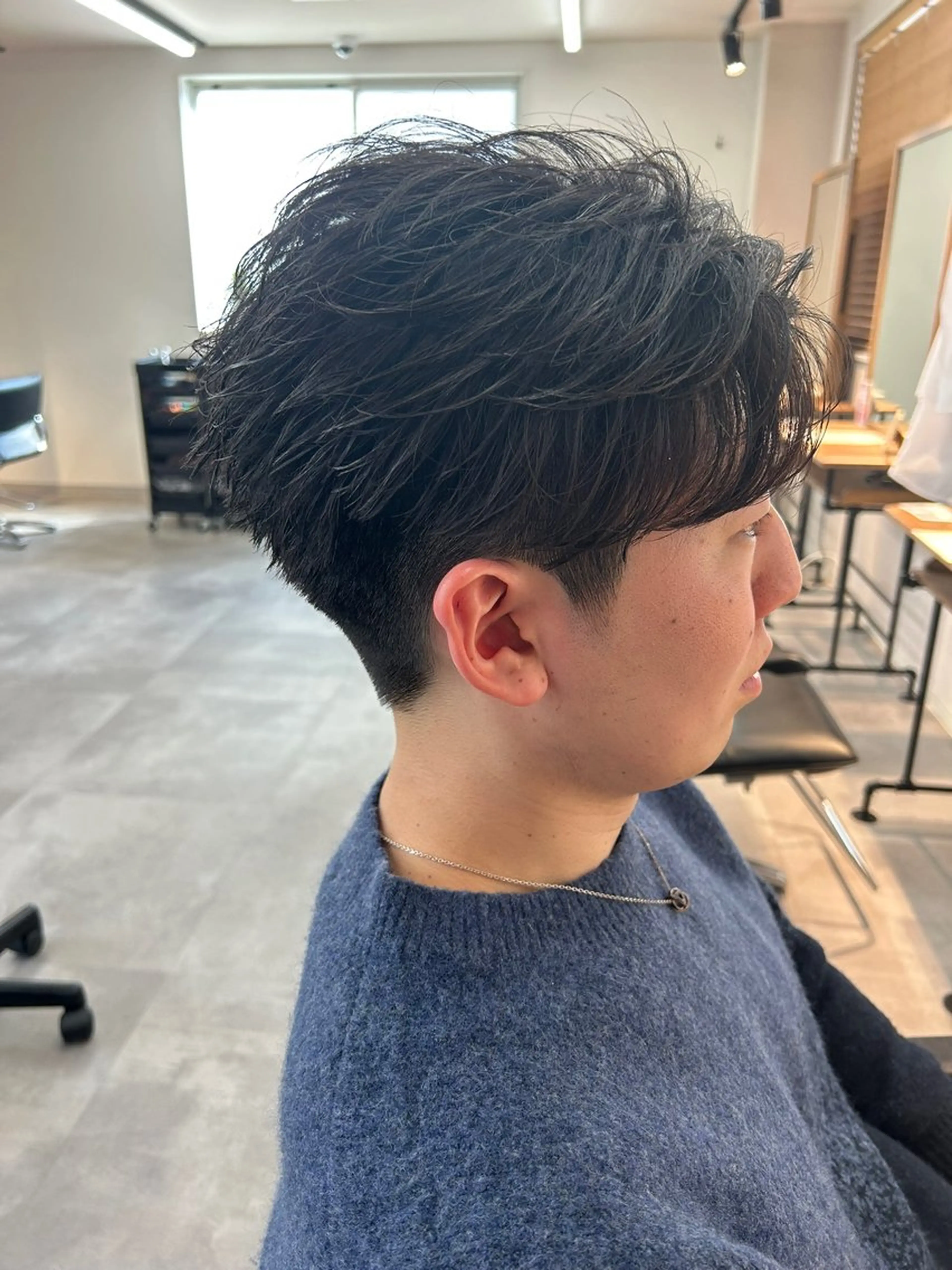 メンズ センターパート ダウンパーマ フェザーパーマ メンズ韓国風 メンズパーマ 韓国ヘア特化/メン ズパーマ特化/下田のヘアスタイル