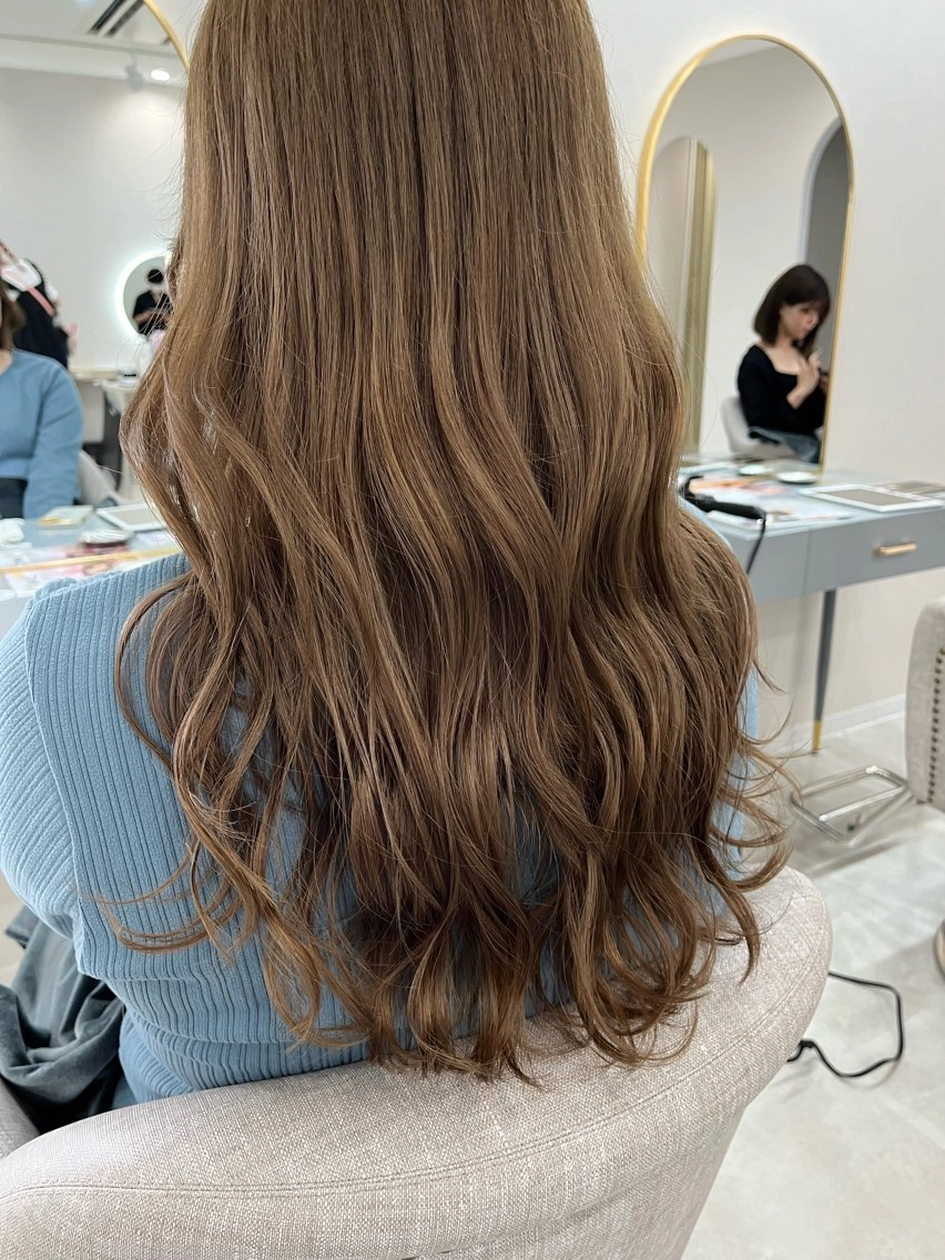 カラー 鈴村 桃花のヘアスタイル