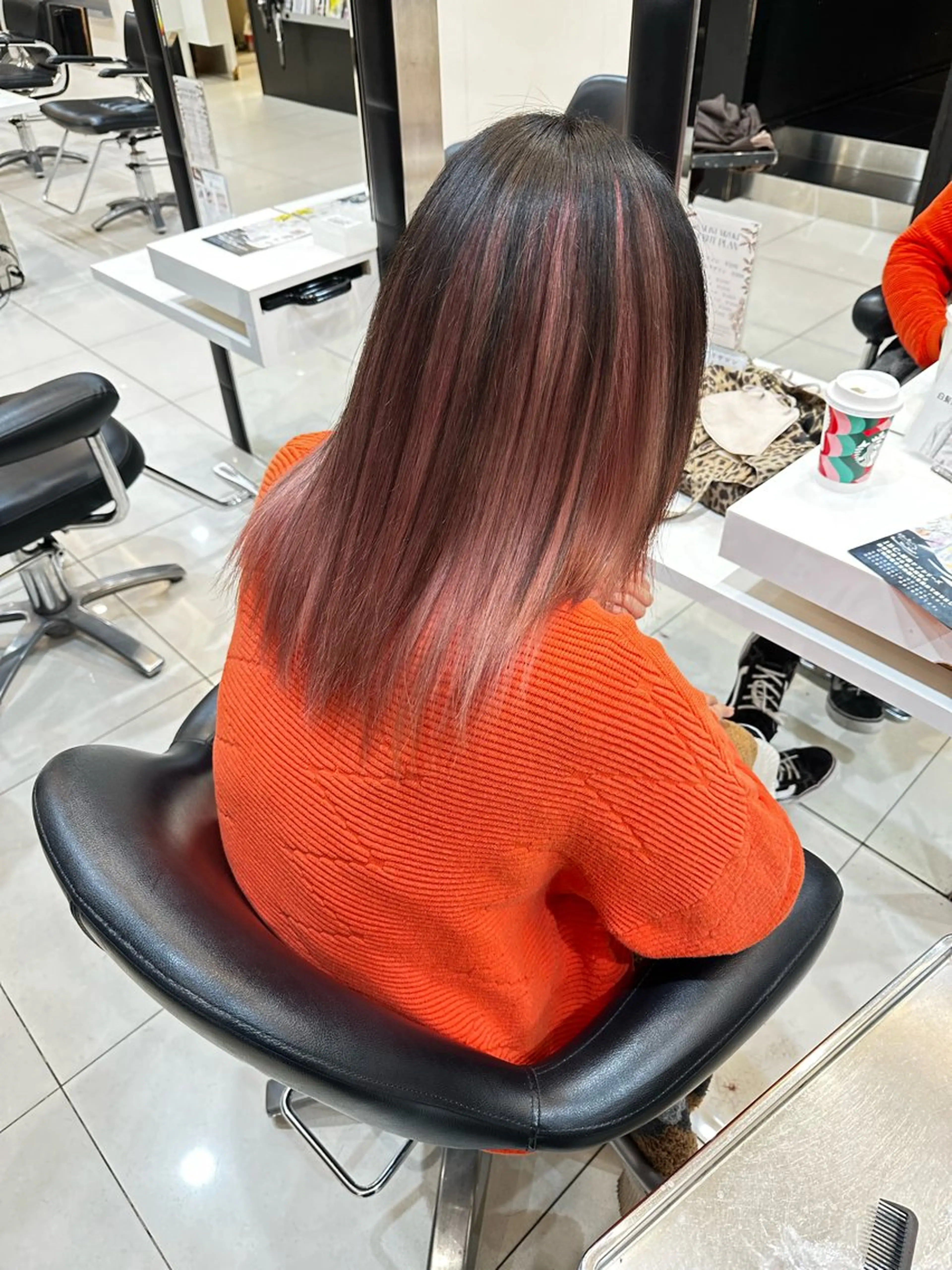 カラー ヘアカラー トリートメント 神戸 大輝のヘアスタイル