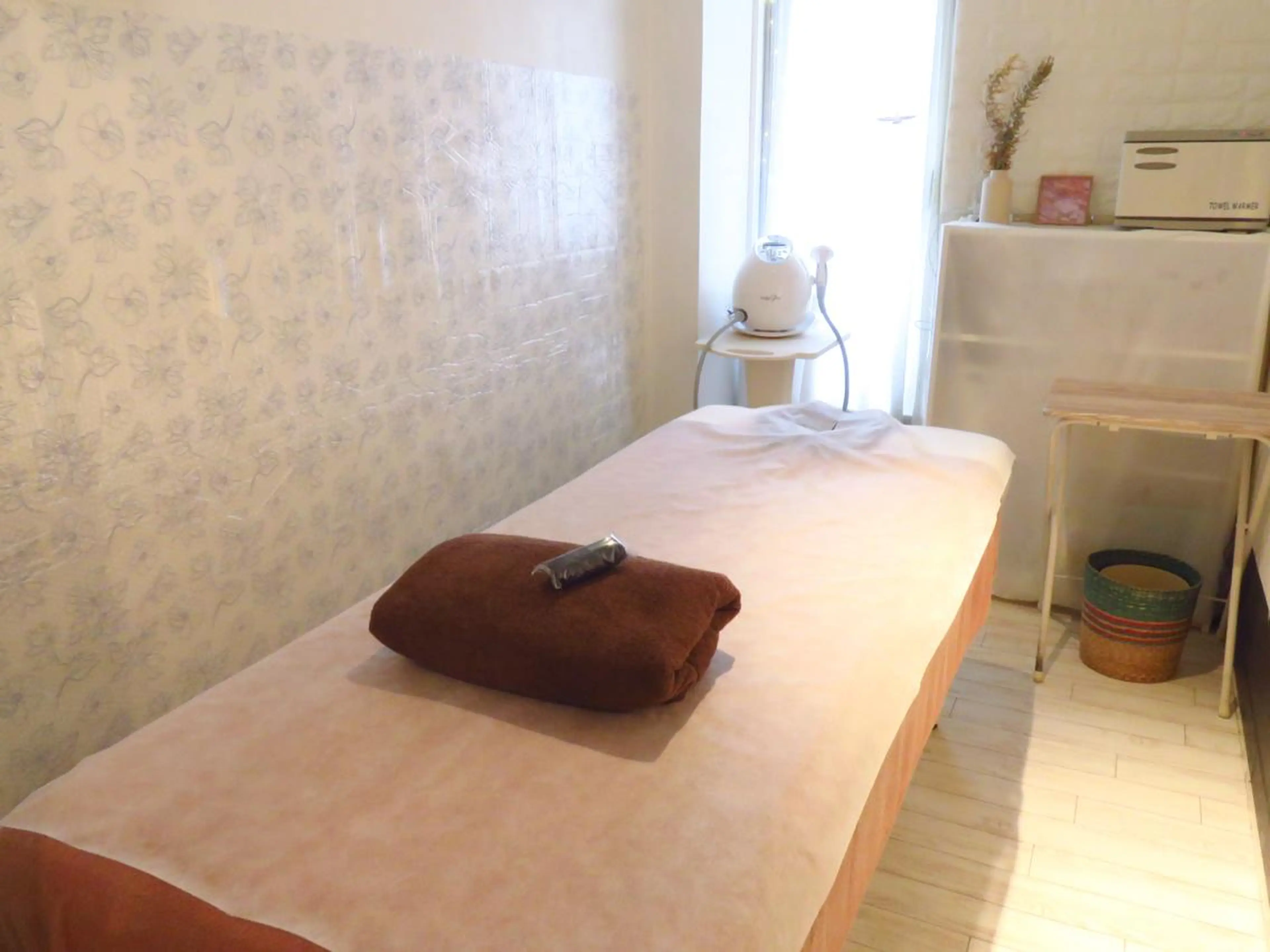 腸活・むくみとり・ ハーブピーリングのエステ・リラクイメージ