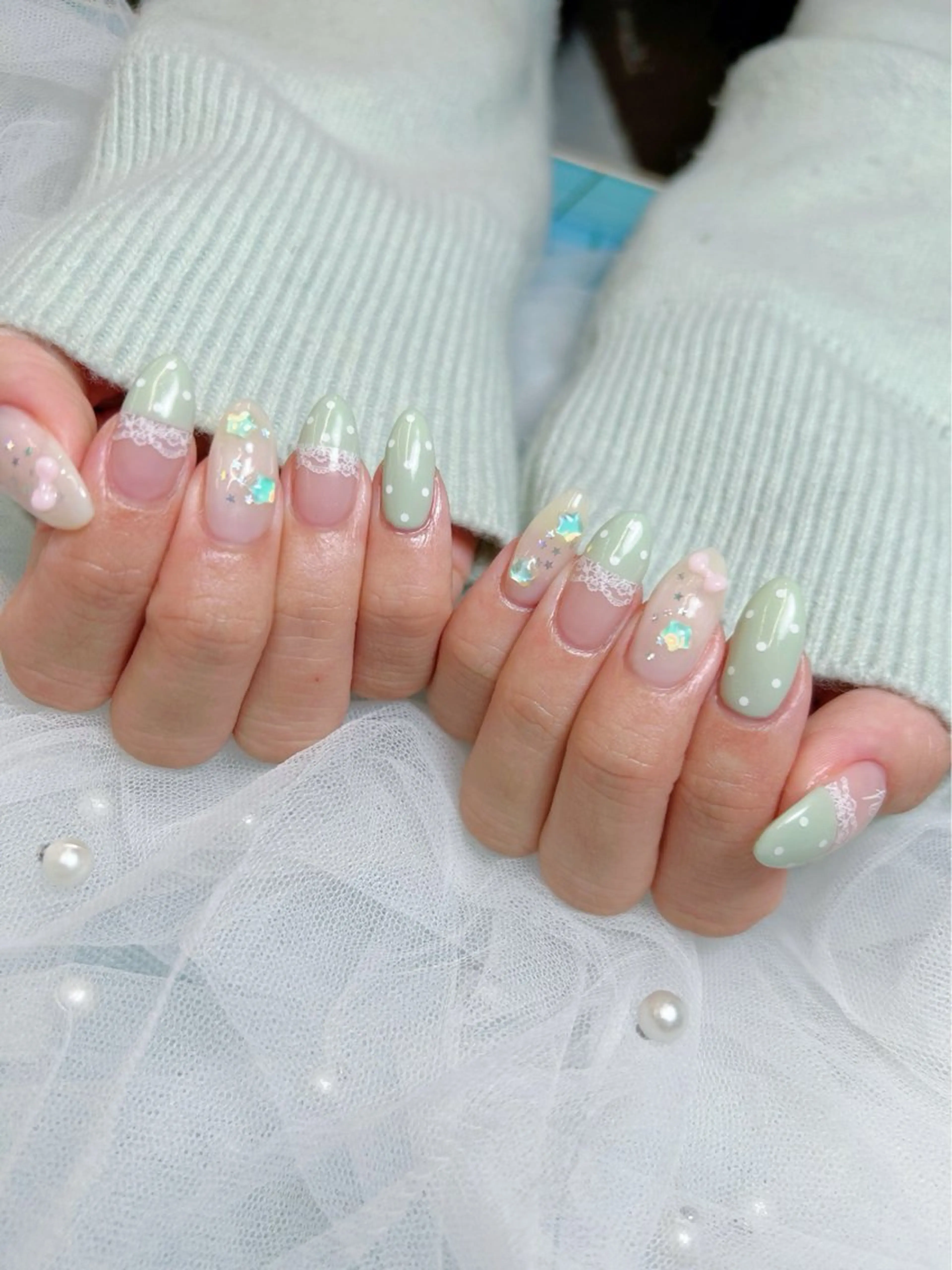 ネイル takara nail所属・takara射水高岡 マグネット韓国ポップのネイルデザイン