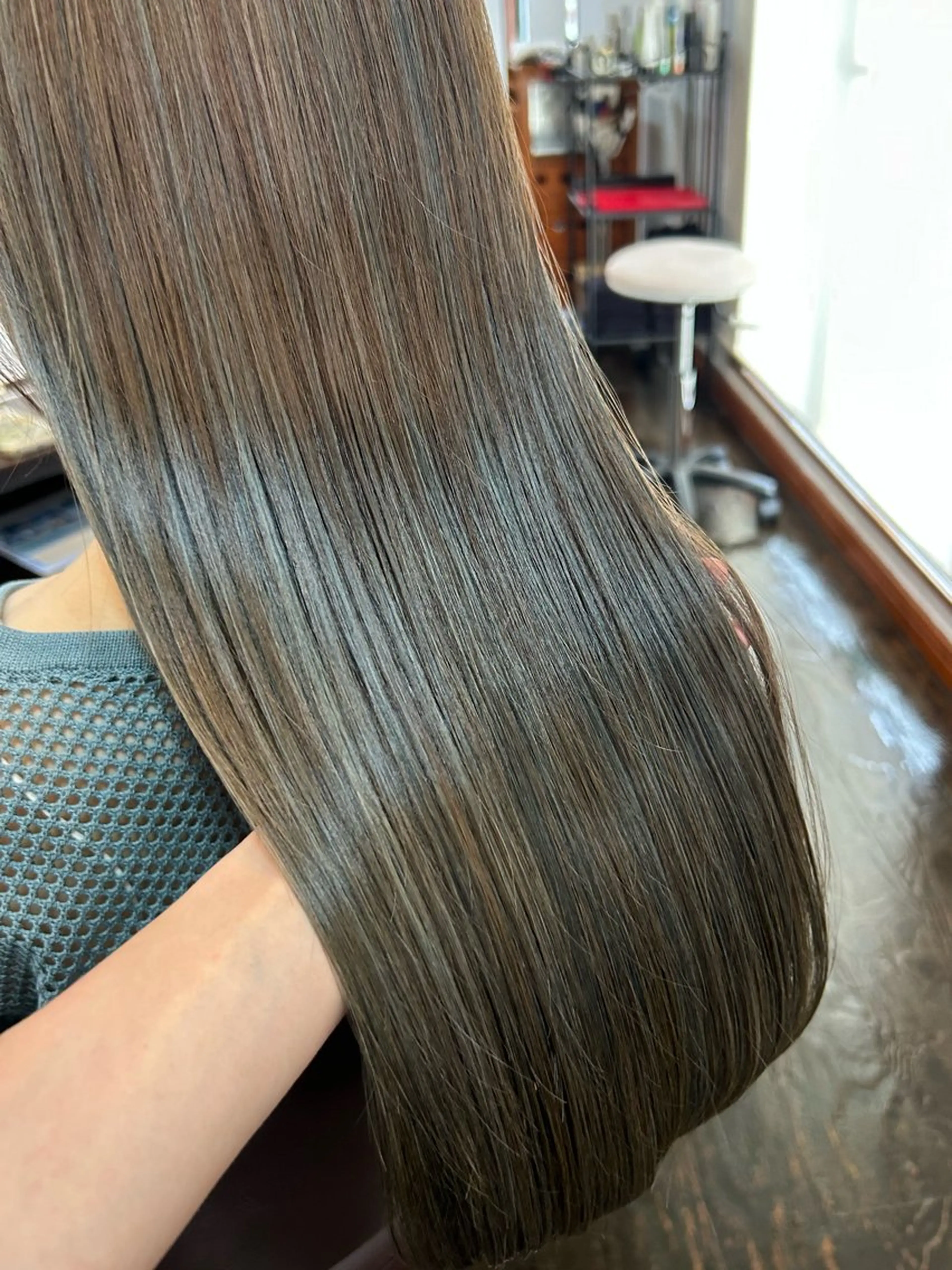 カラー オリーブカラー 坂本 瑞季 🤍 髪質改善のヘアスタイル