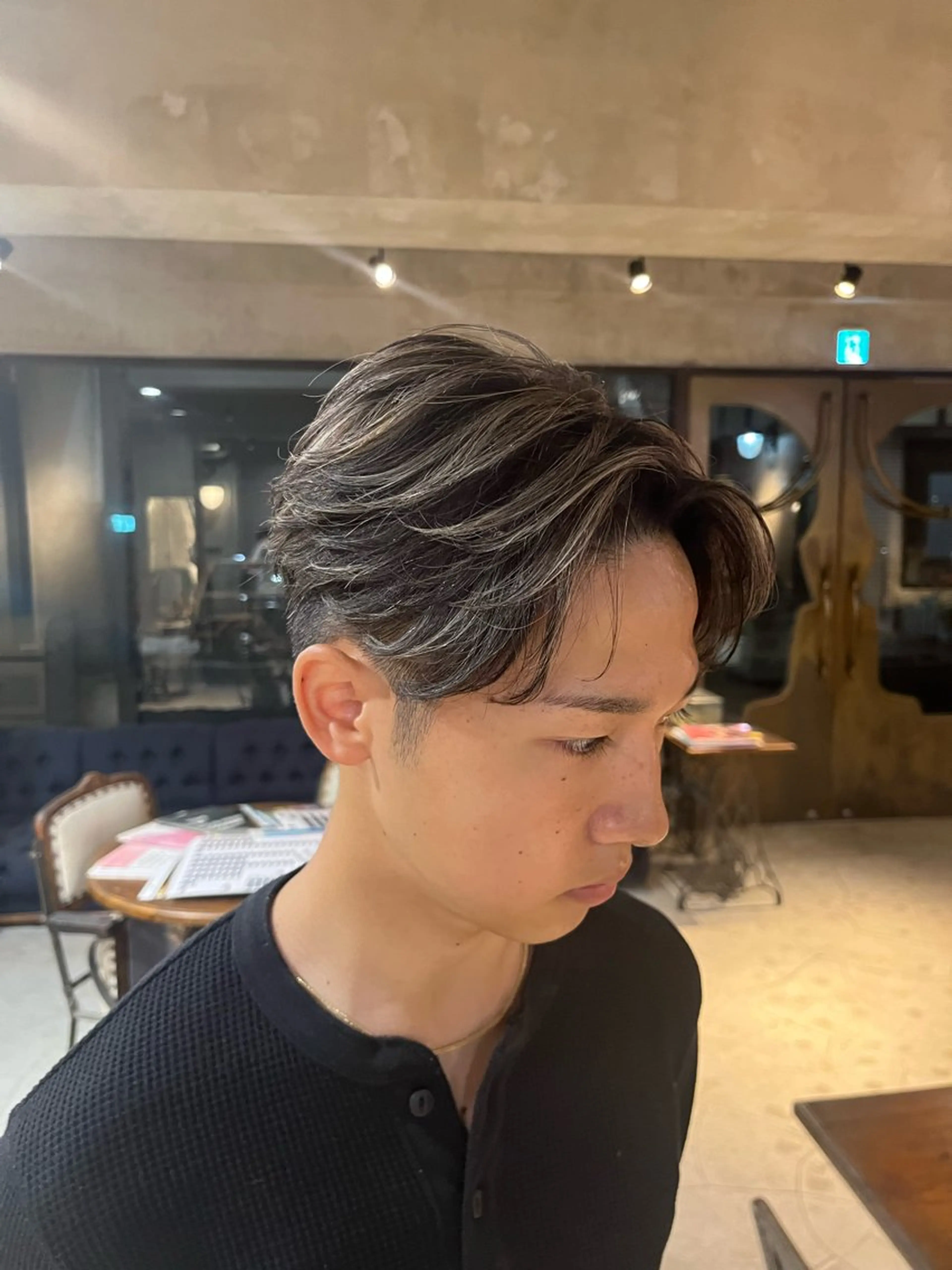 カラー メンズ メンズバレイヤージュ バレイヤージュ シルバー カット ヘアカラー トリートメント ✨メンズスタイル✨ Daiのヘアスタイル
