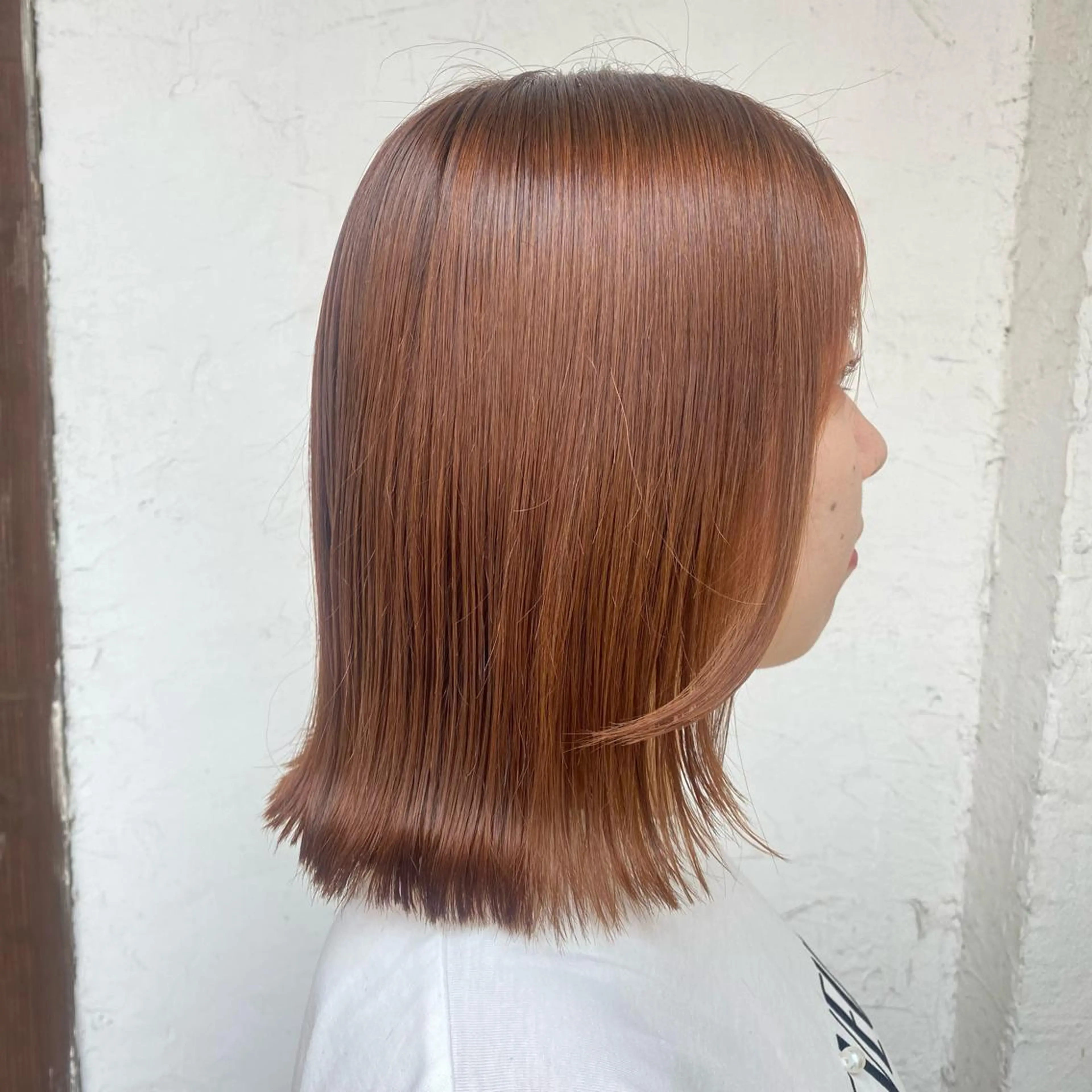 ミディアム カラー 切りっぱなしボブ ブラウンカラー オレンジ オレンジブラウン ボブ bio(ビオ) 博多のヘアスタイル