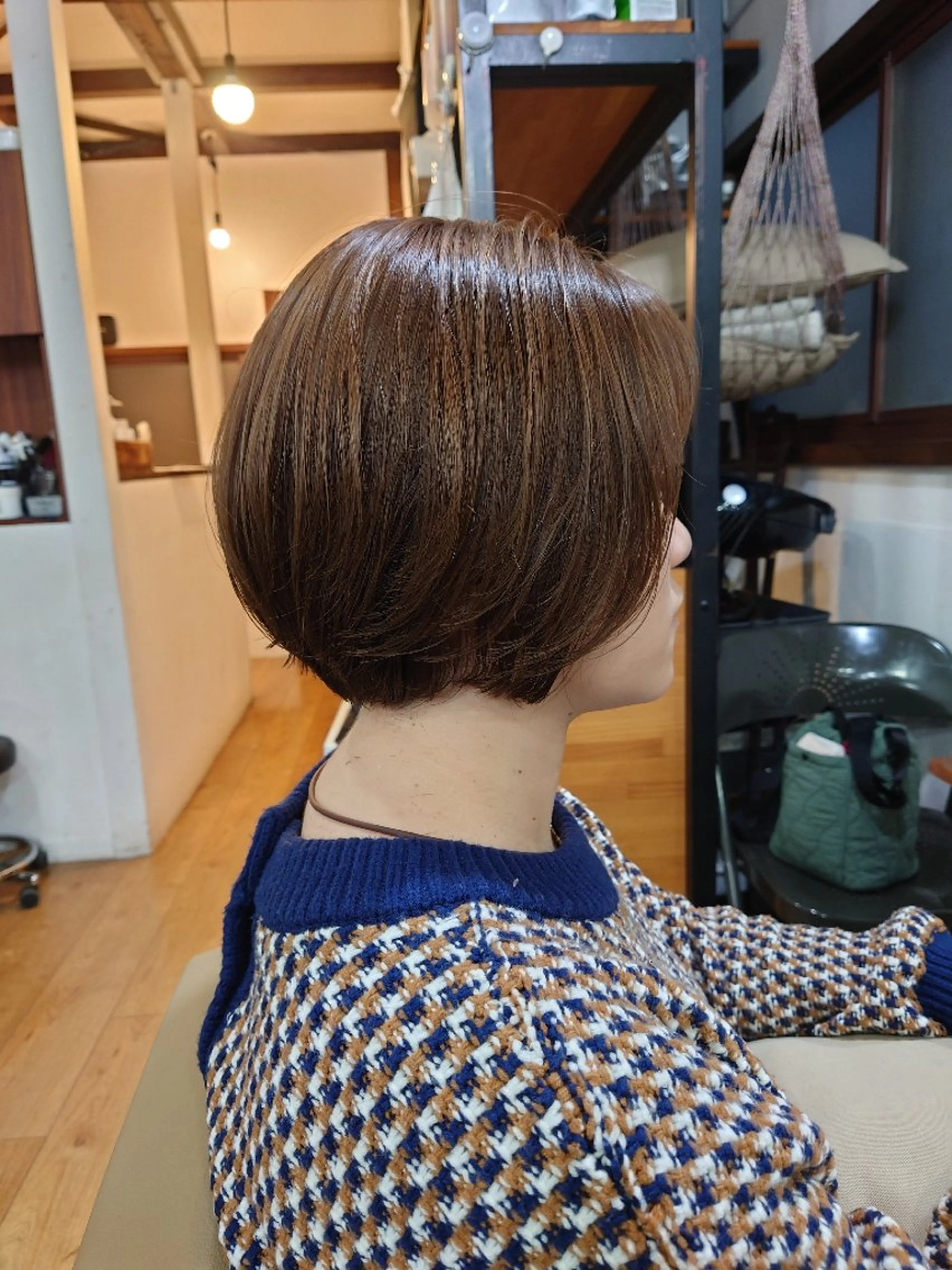 ショート ショートボブ アッシュ ボブ くびれヘア ショートヘア カット ヘアカラー トリートメント 【pejite】 小沼 勇貴のヘアスタイル