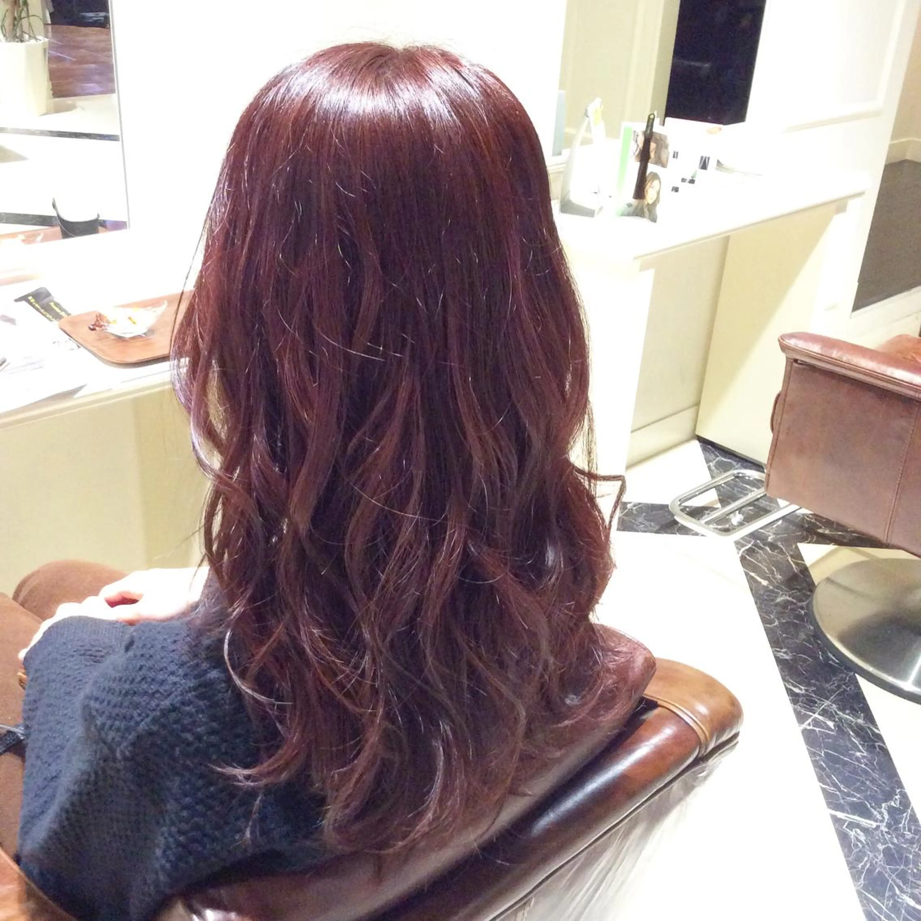 ロング カラー インナーカラー ピンクカラー na3moe【ナナナモエ】所属・髪質改善✨カラー特化 サロン🎨平尾晃一のヘアスタイル