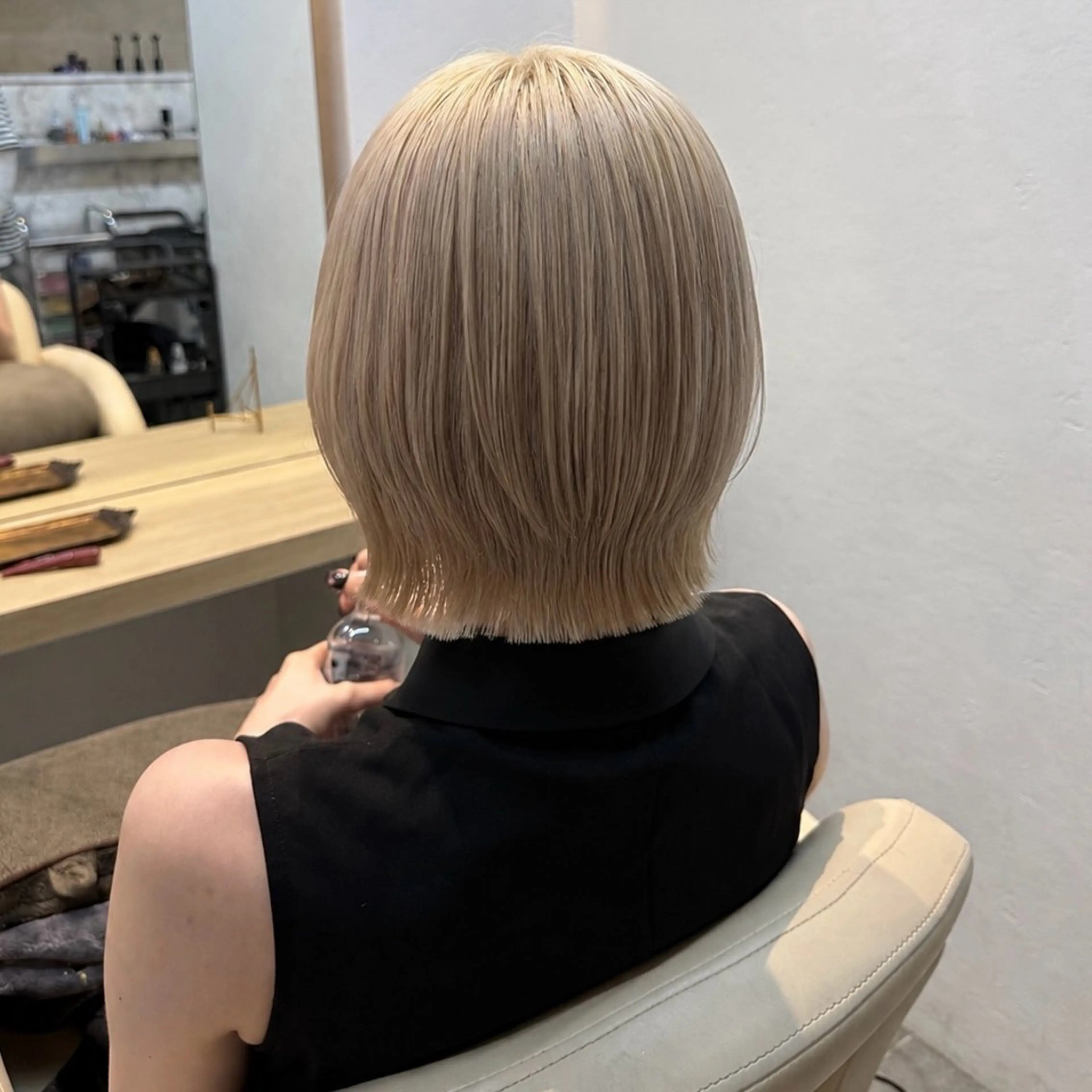 ショート カラー カット ヘアカラー トリートメント 柔らかいbeige ￤韓国￤🩰マユ🩰のヘアスタイル