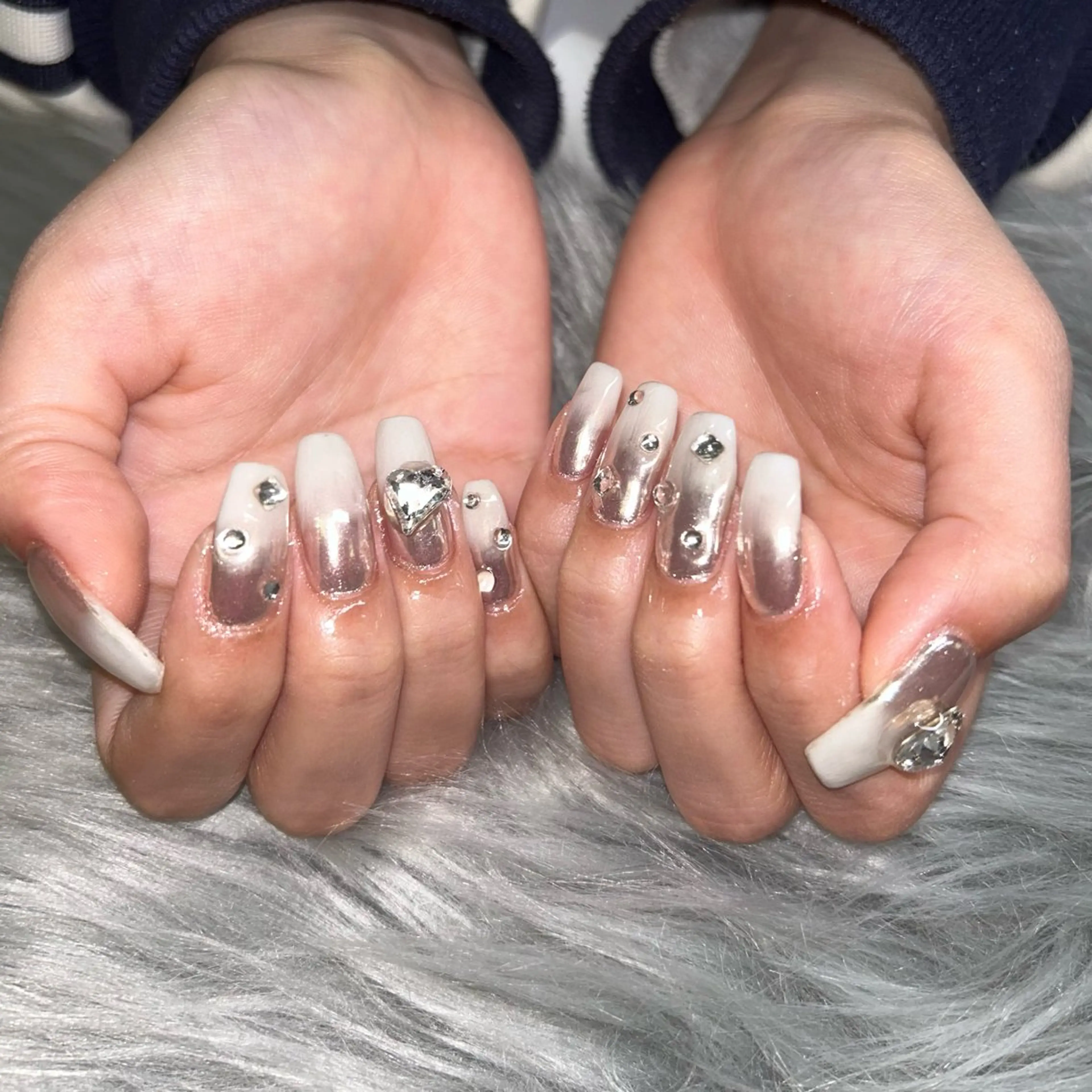 ネイル Hauʻoli nail 🤍のネイルデザイン