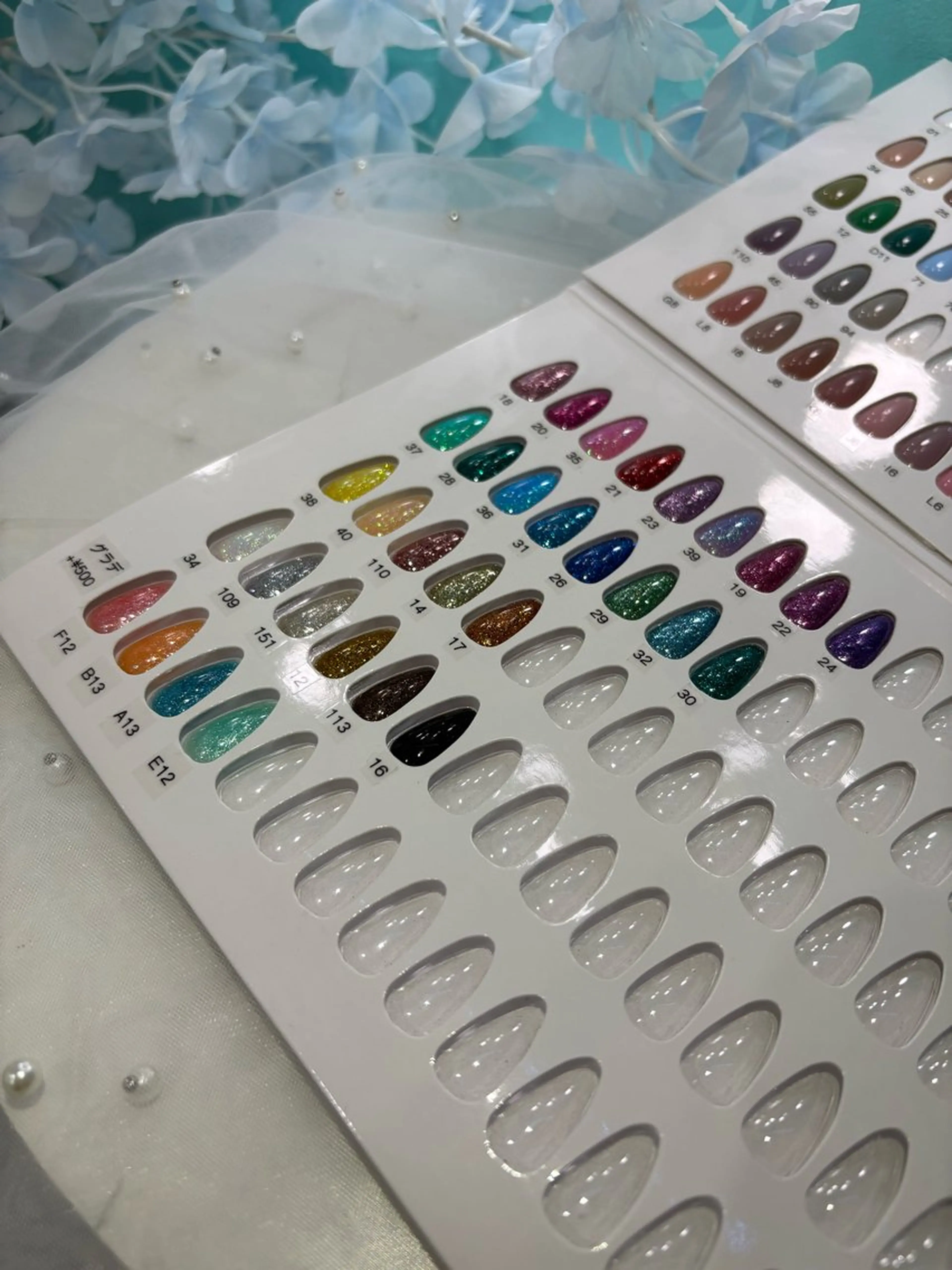 【オフなし】Jrネイリスト ハンドジェルネイル ラメグラデーション ✨の写真