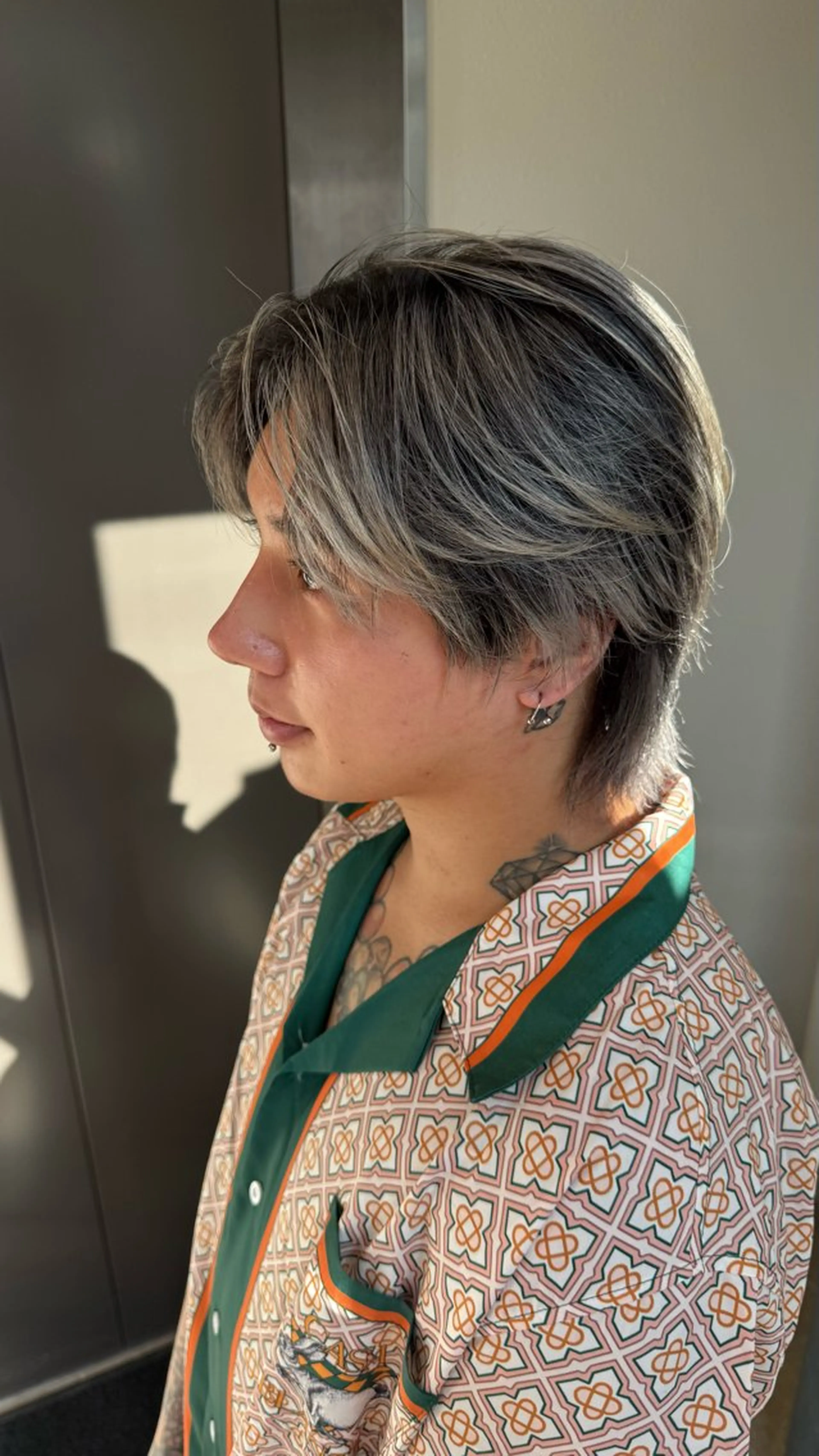 ミディアム カラー メンズ メンズバレイヤージュ バレイヤージュ レイヤーカット Kaho【mens/ ブリーチ/パーマ】のヘアスタイル