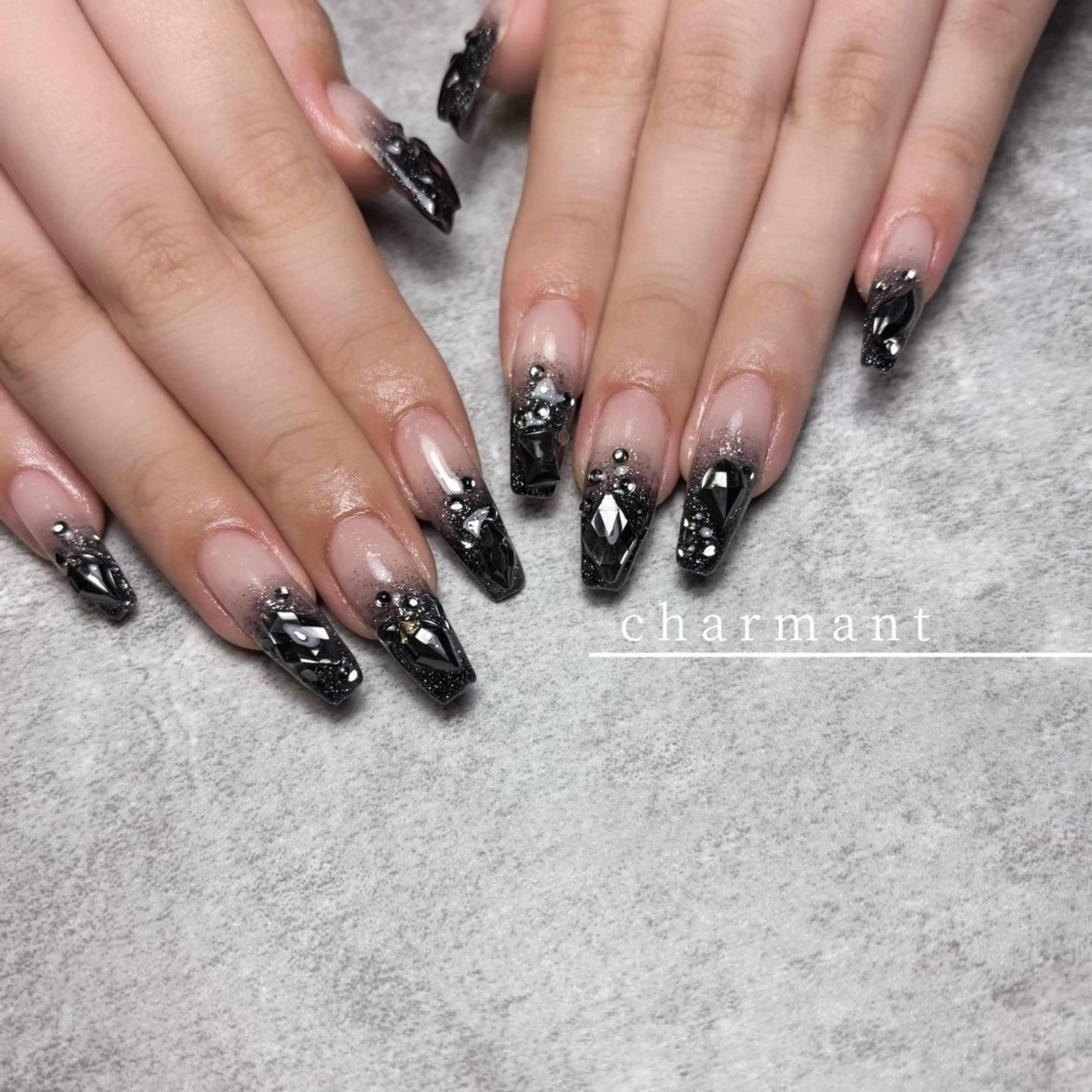 ネイル ハンドネイル charmant momokaのネイルデザイン