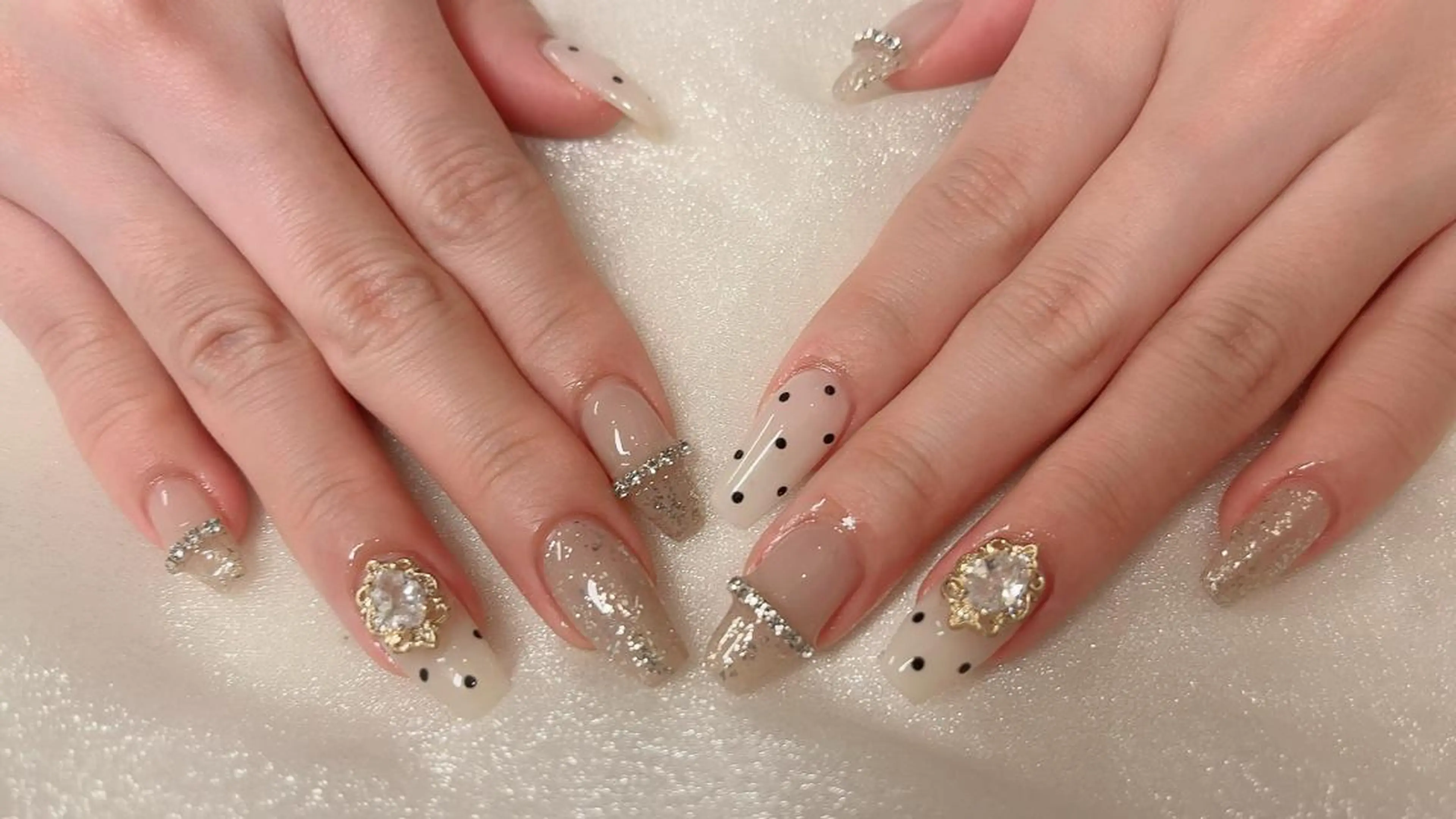 持ち込みデザイン10本🐰✨パーツつけ放題の写真