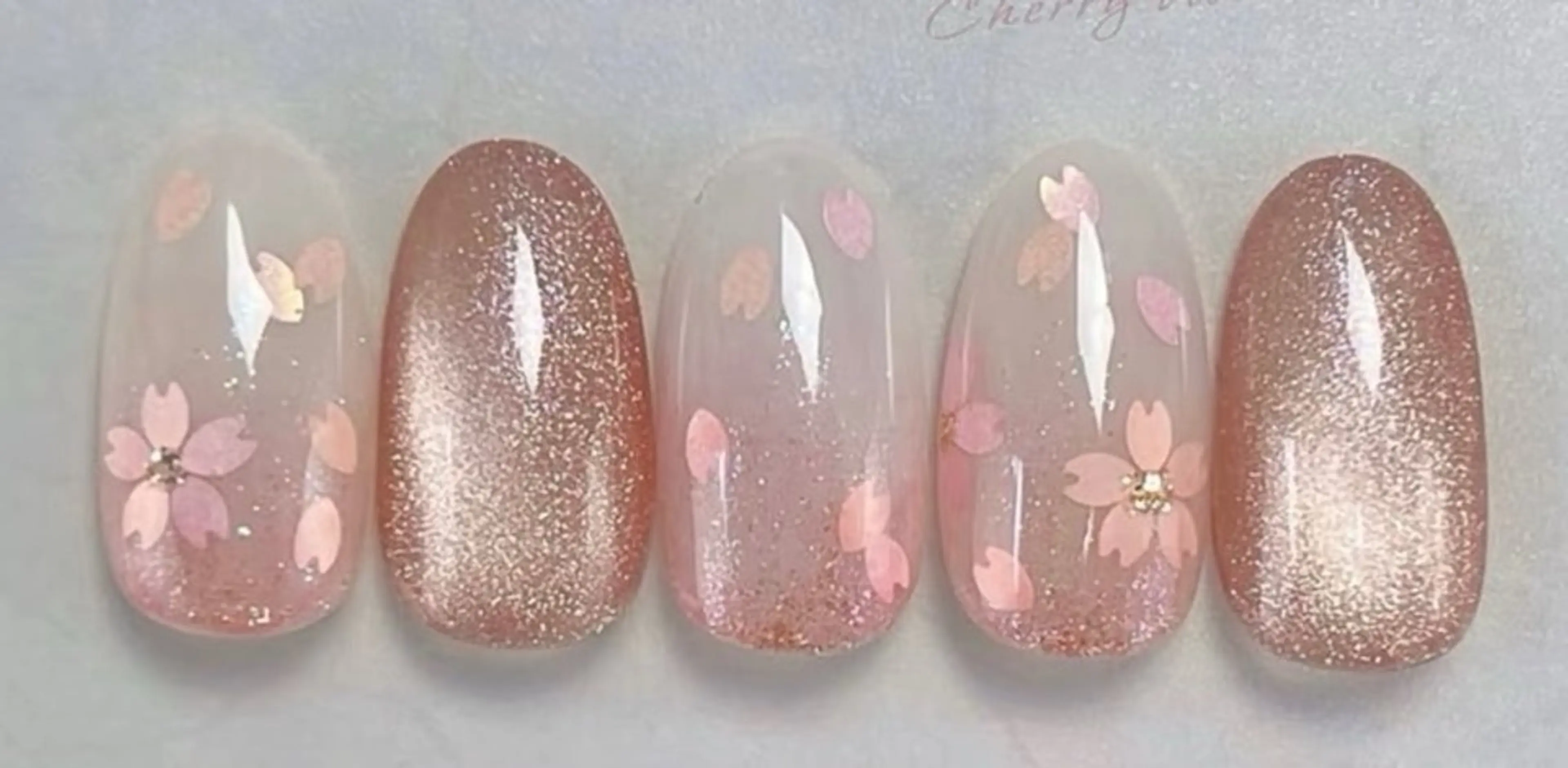 ネイル YK Hanのネイルデザイン