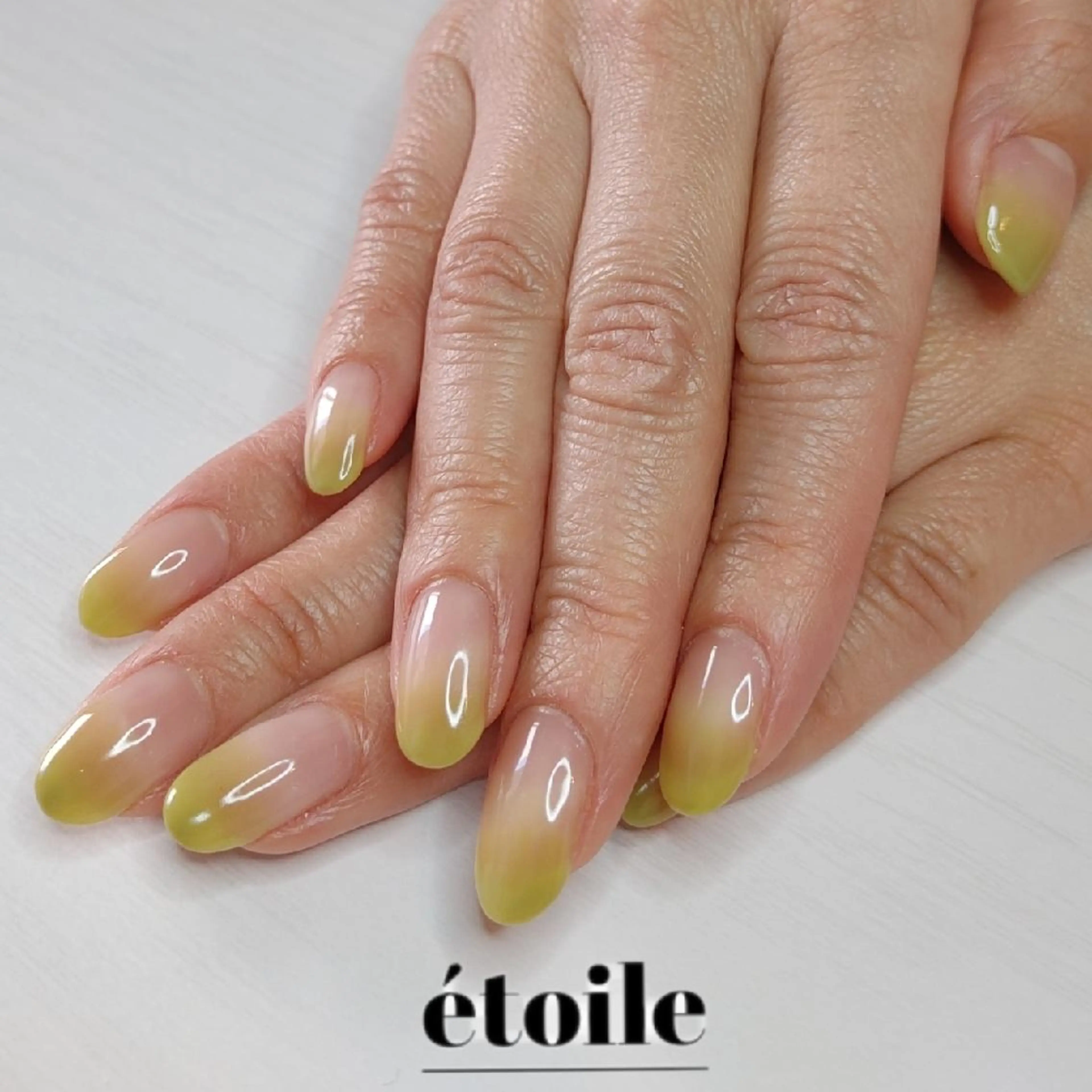 ネイル 春ネイル ハンドネイル ハンドケア étoile(エトワール)所属・山田 可愛のネイルデザイン