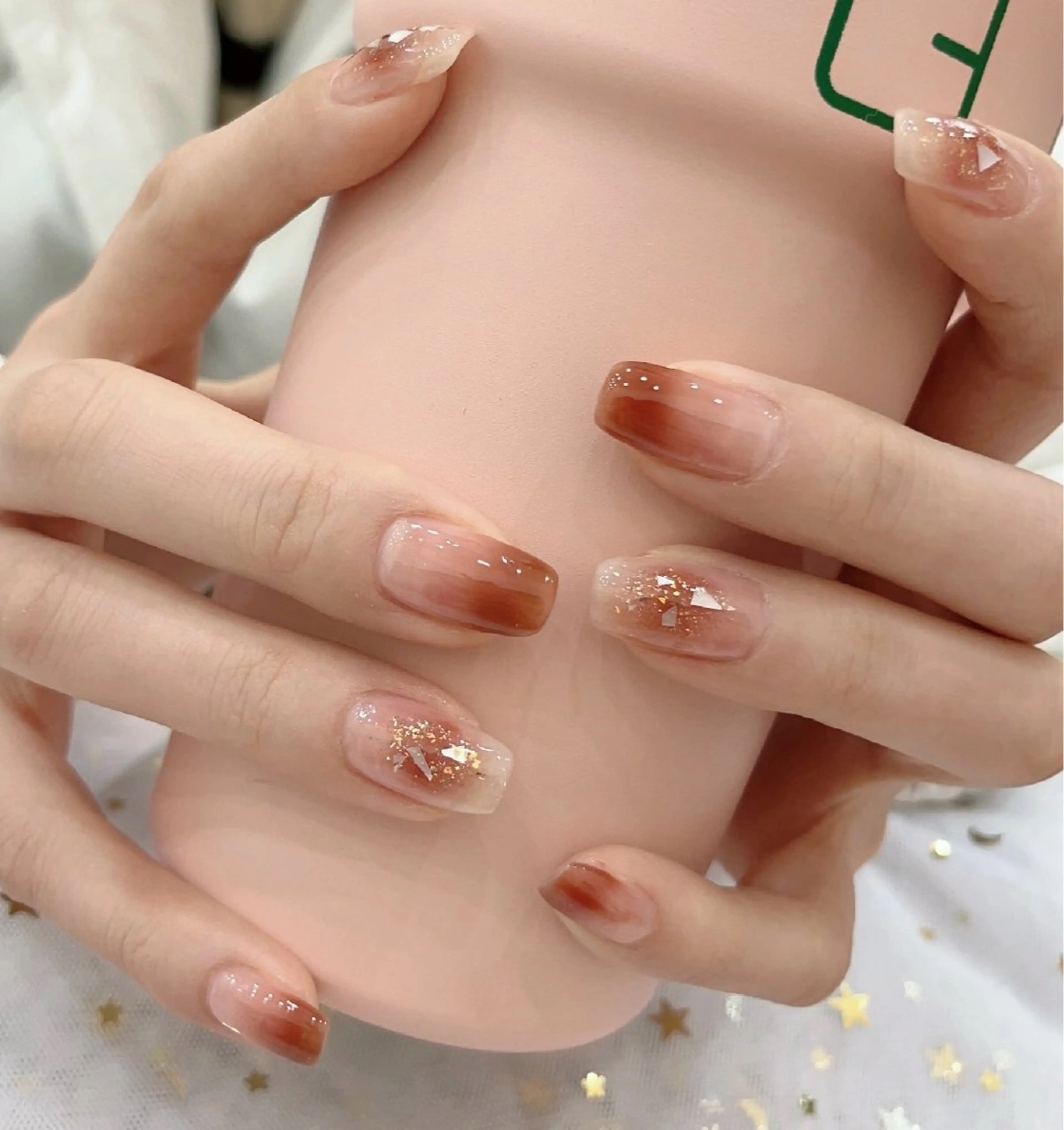 ネイル 💅E•U•B NAIL🌹所属・横浜市中区曙町 ネイルE·U·Bのネイルデザイン