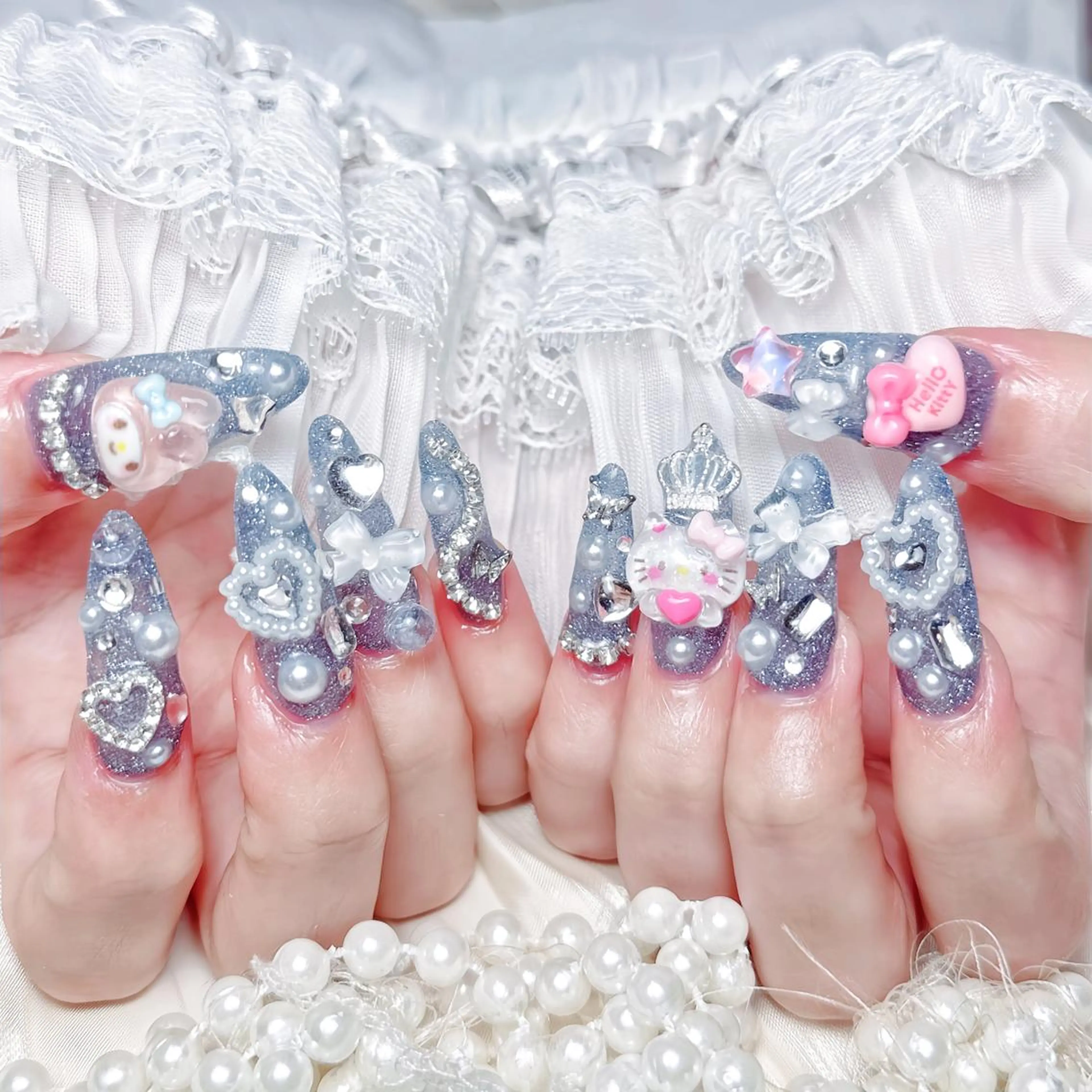 ネイル queens nailsalonのネイルデザイン
