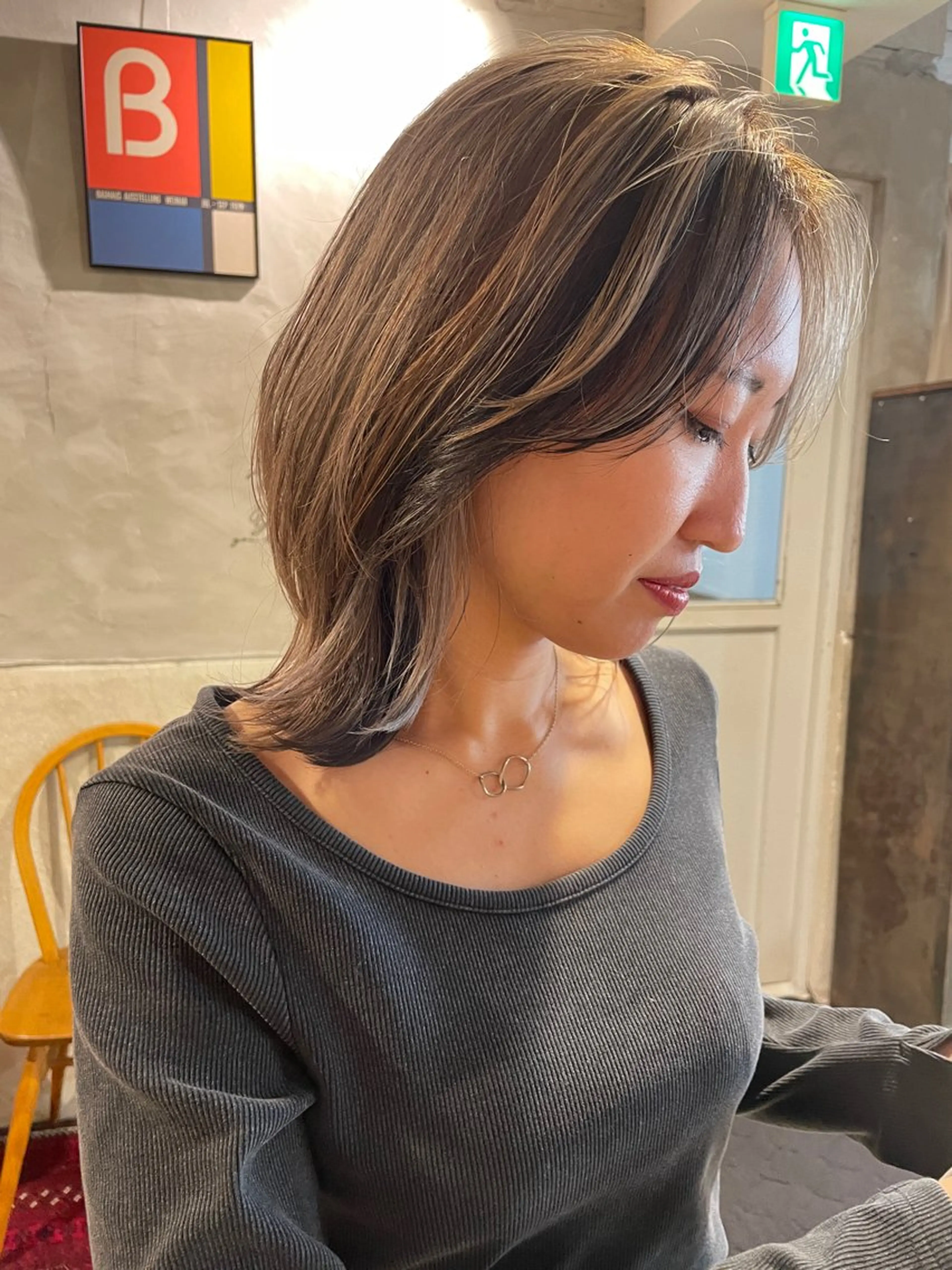 ミディアム カラー カット ヘアカラー トリートメント さの あやねのヘアスタイル