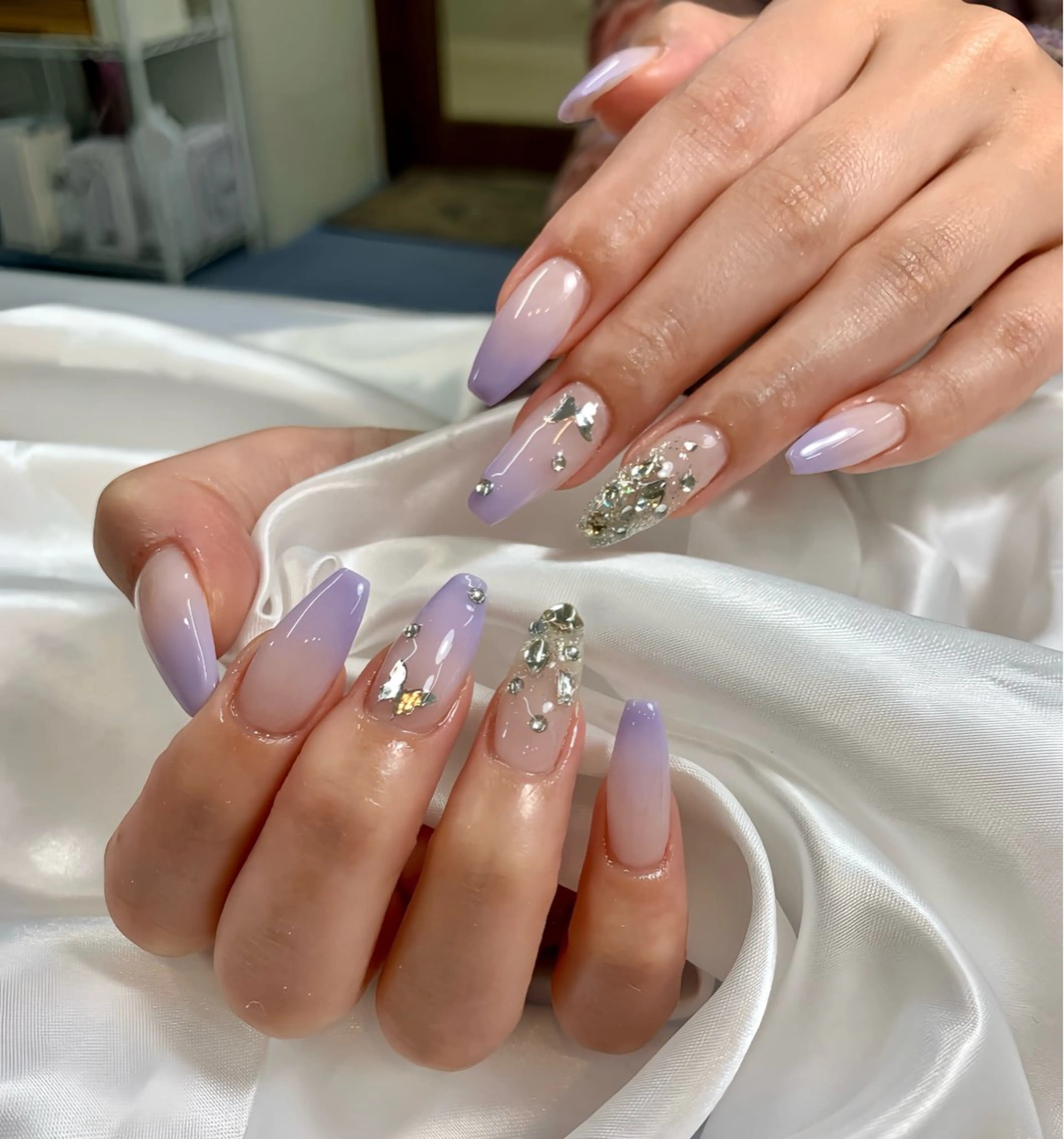 ネイル グラデーション ハンドネイル HANA 川越東口ネイルサロンのネイルデザイン