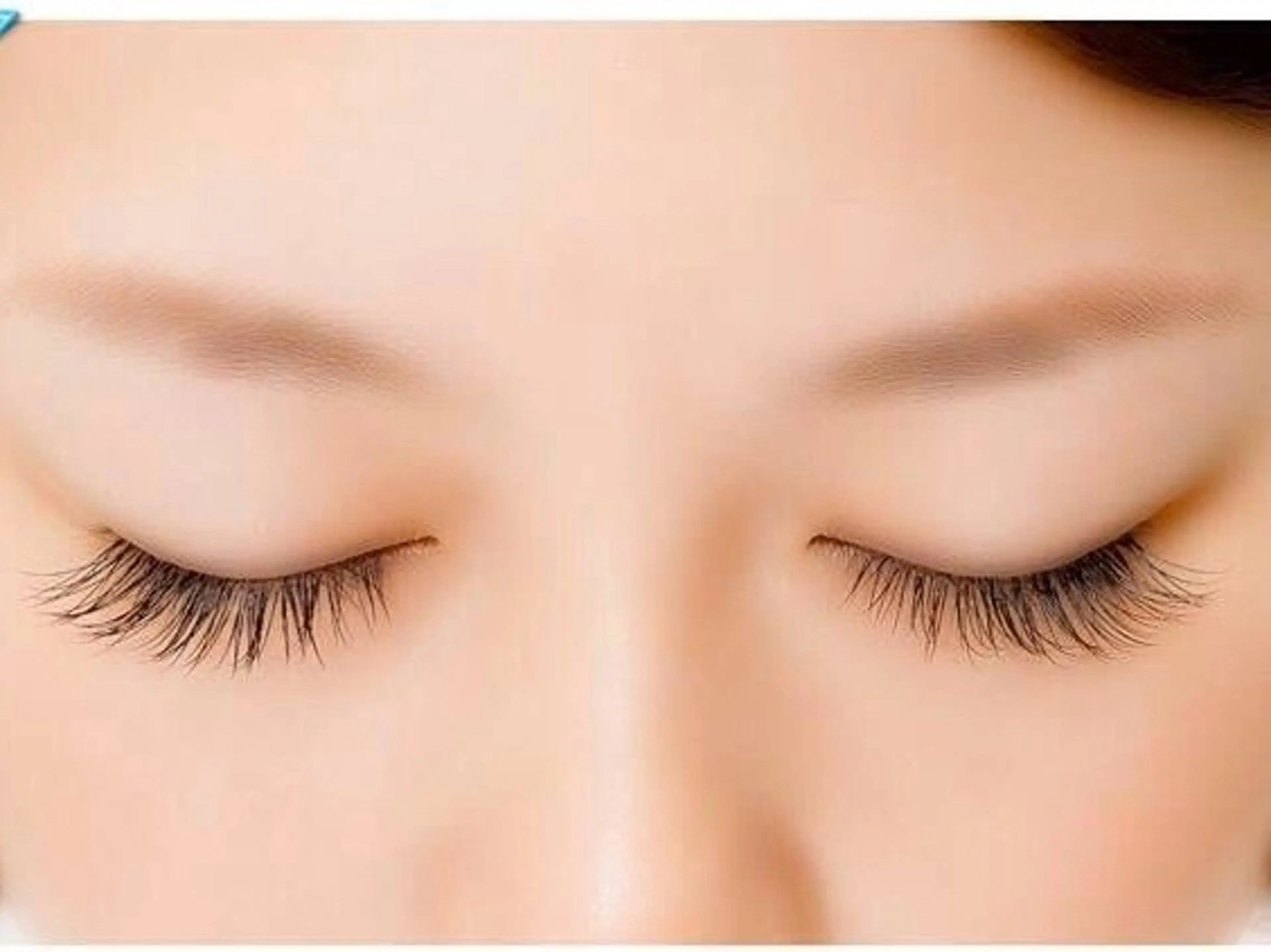 【ミニモ限定価格】まつ毛エクステ(シングル付け放題)の写真