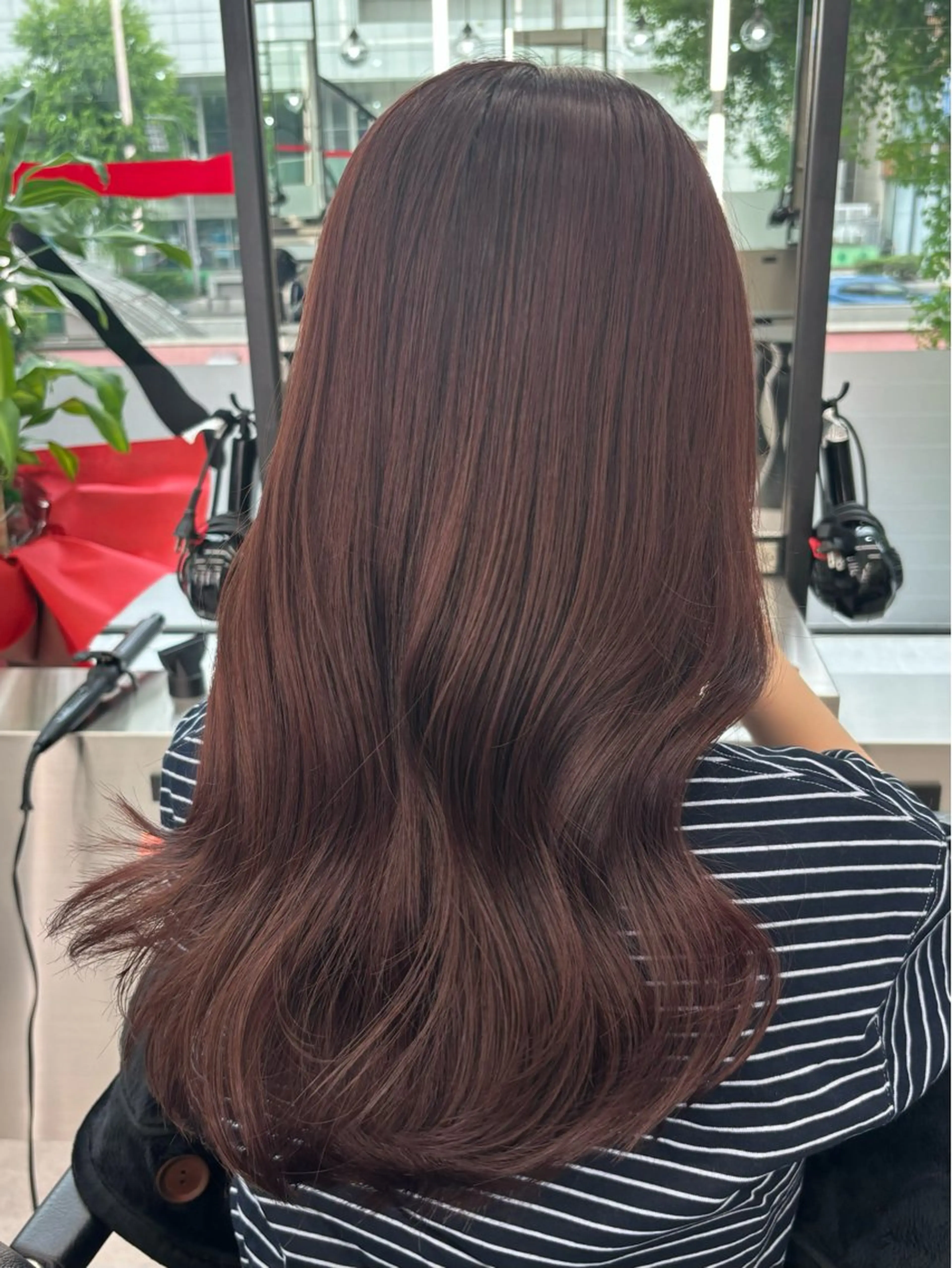 ロング カラー レッドカラー Ardore大阪難波 カットカラーモデルのヘアスタイル