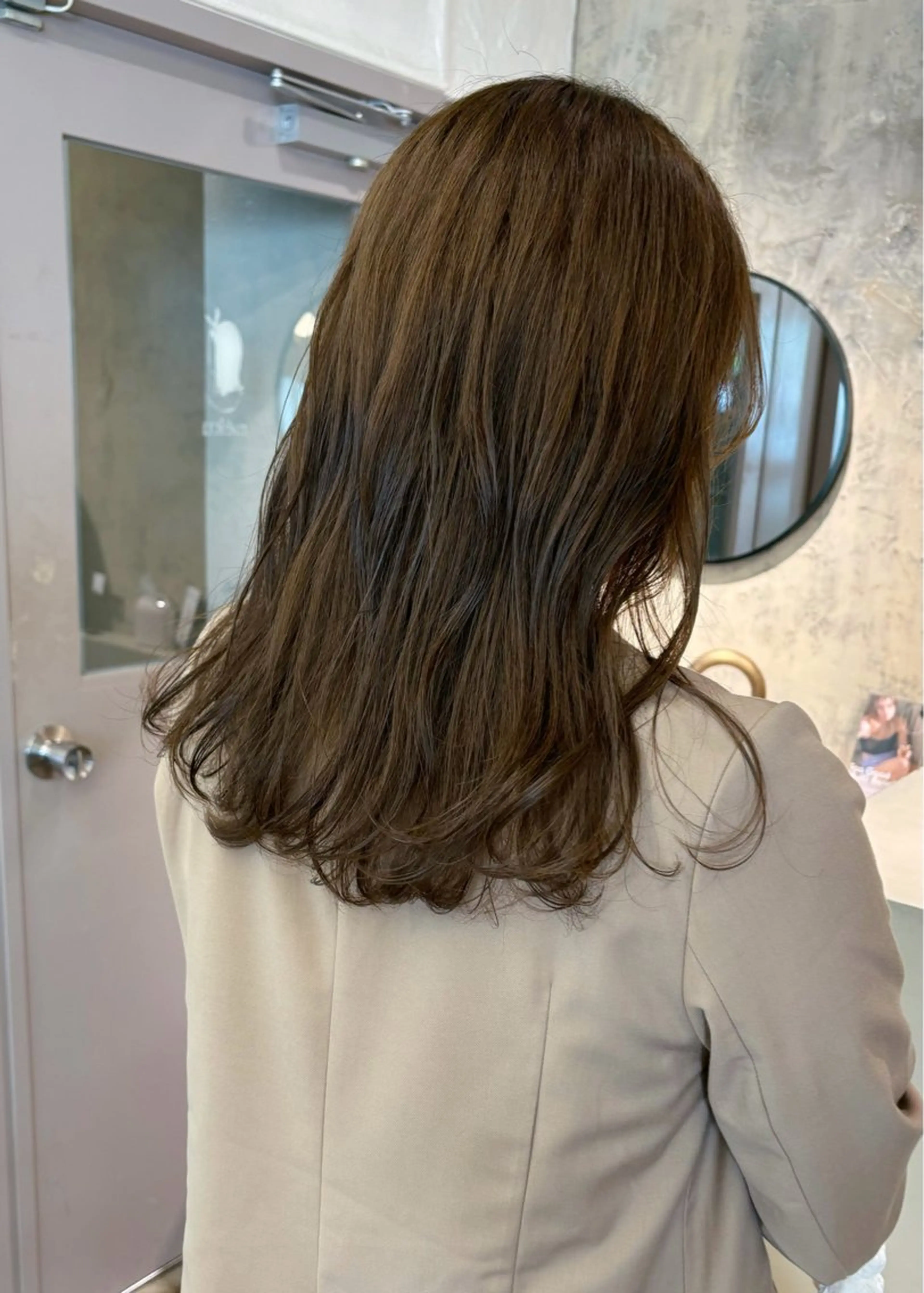 セミロング カラー ベージュカラー 透明感カラー オリーブベージュ カット ヘアカラー 西山 紗耶香🪽 透明感カラー/ボブのヘアスタイル