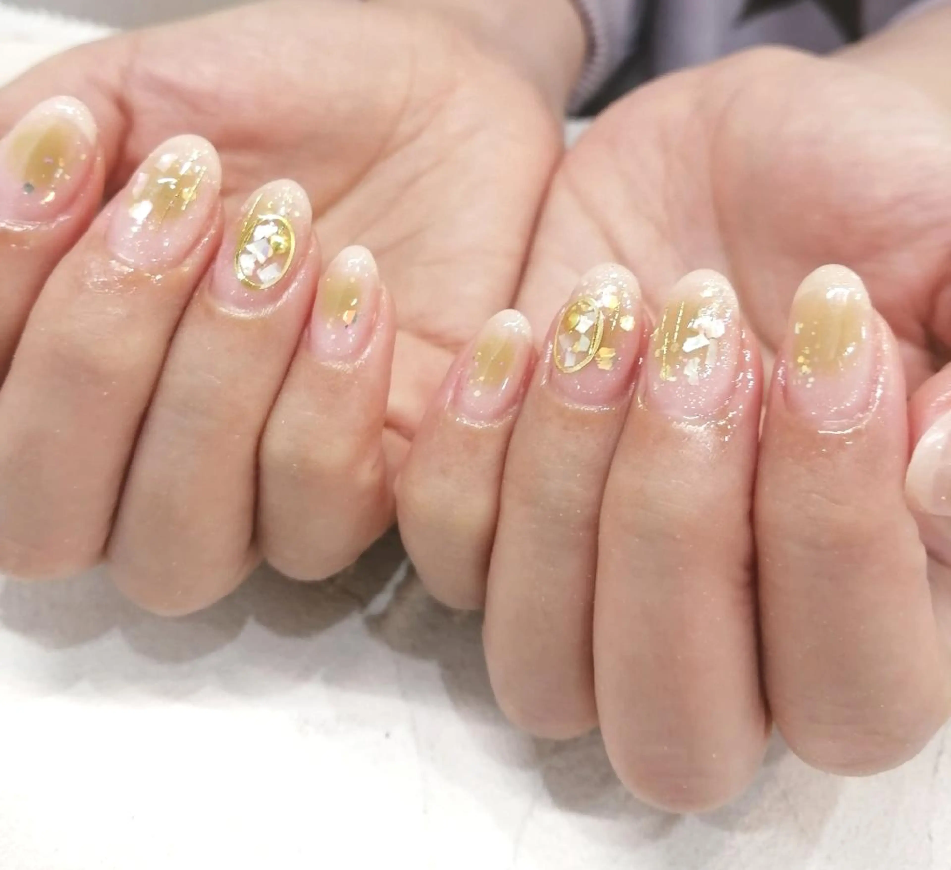 ネイル チークネイル I.プライベート ネイルサロンのネイルデザイン
