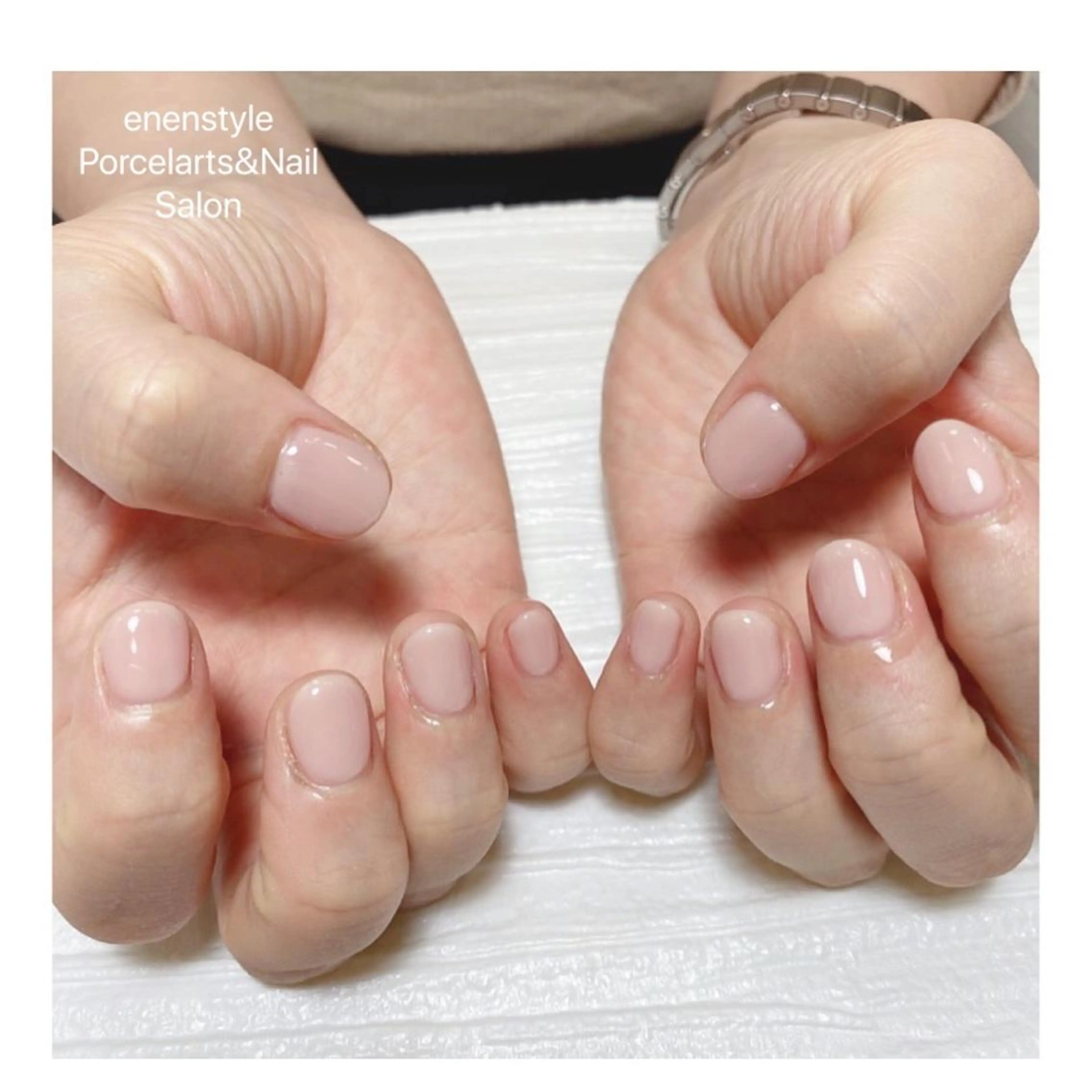 ショート ネイル 👑enen style👑のネイルデザイン