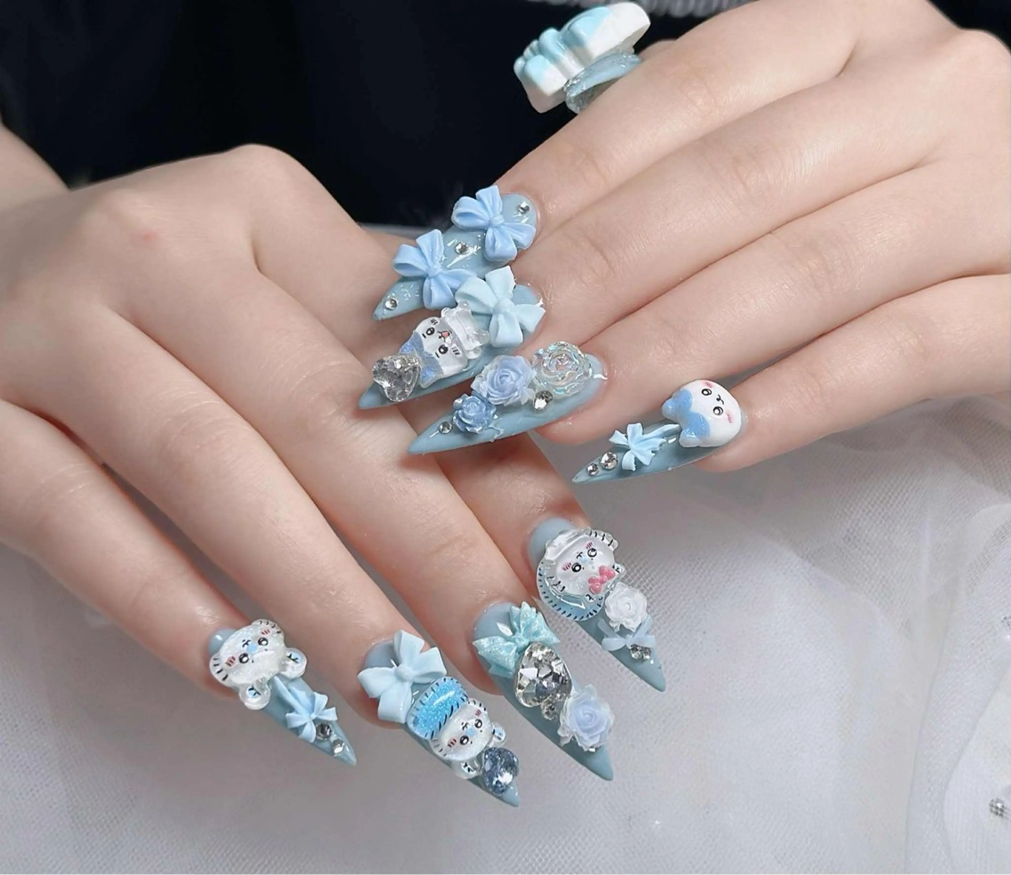 ネイル フレンチネイル ジェルネイル ガラスフレンチ ハロウィン ハート ハンドネイル H.baby Nail Salonのネイルデザイン