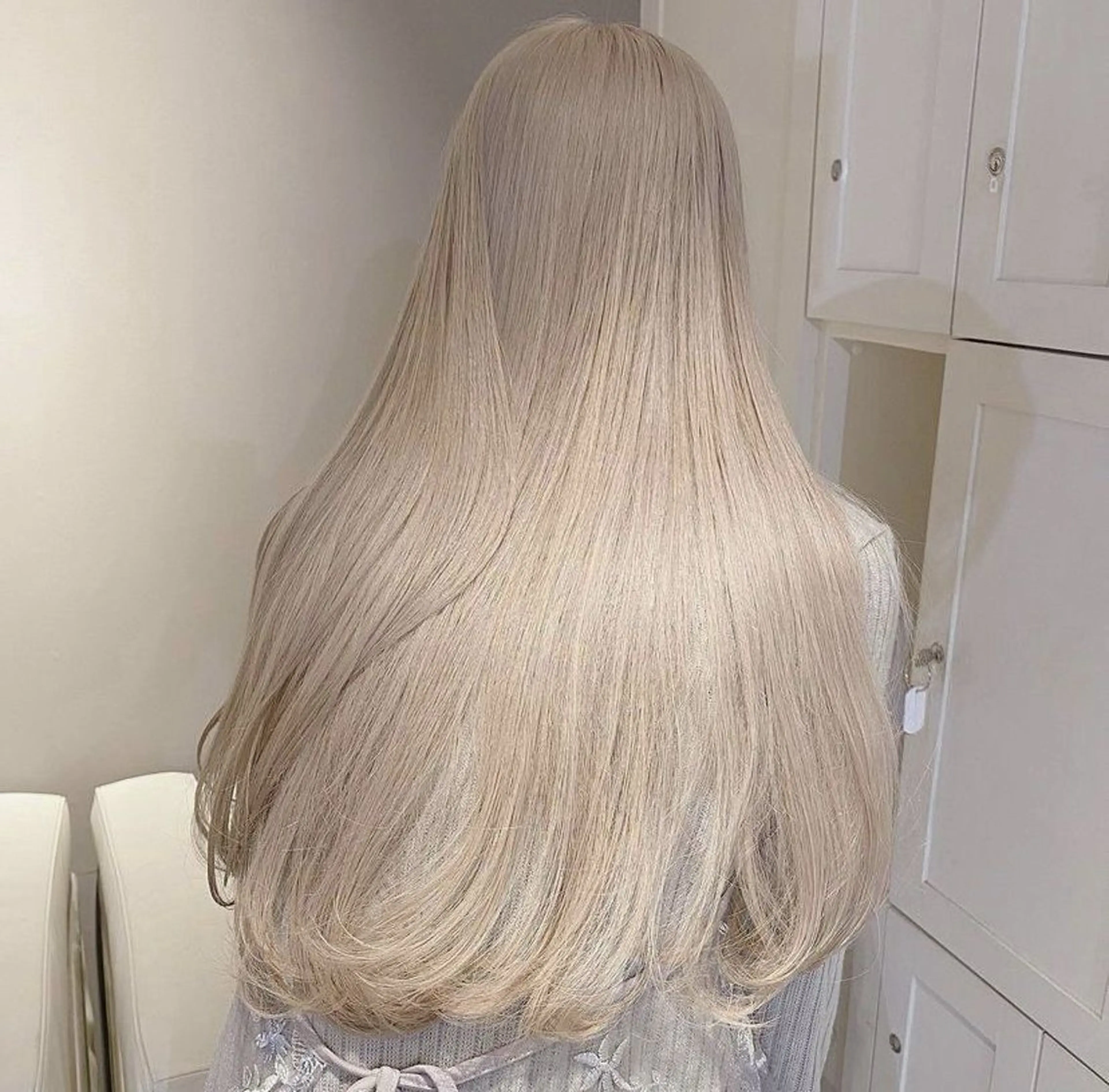 ミディアム カラー パーマ ヘアアレンジ ヘアカラー トリートメント ブリーチカラー🤍 颯馬🐈‍⬛のヘアスタイル