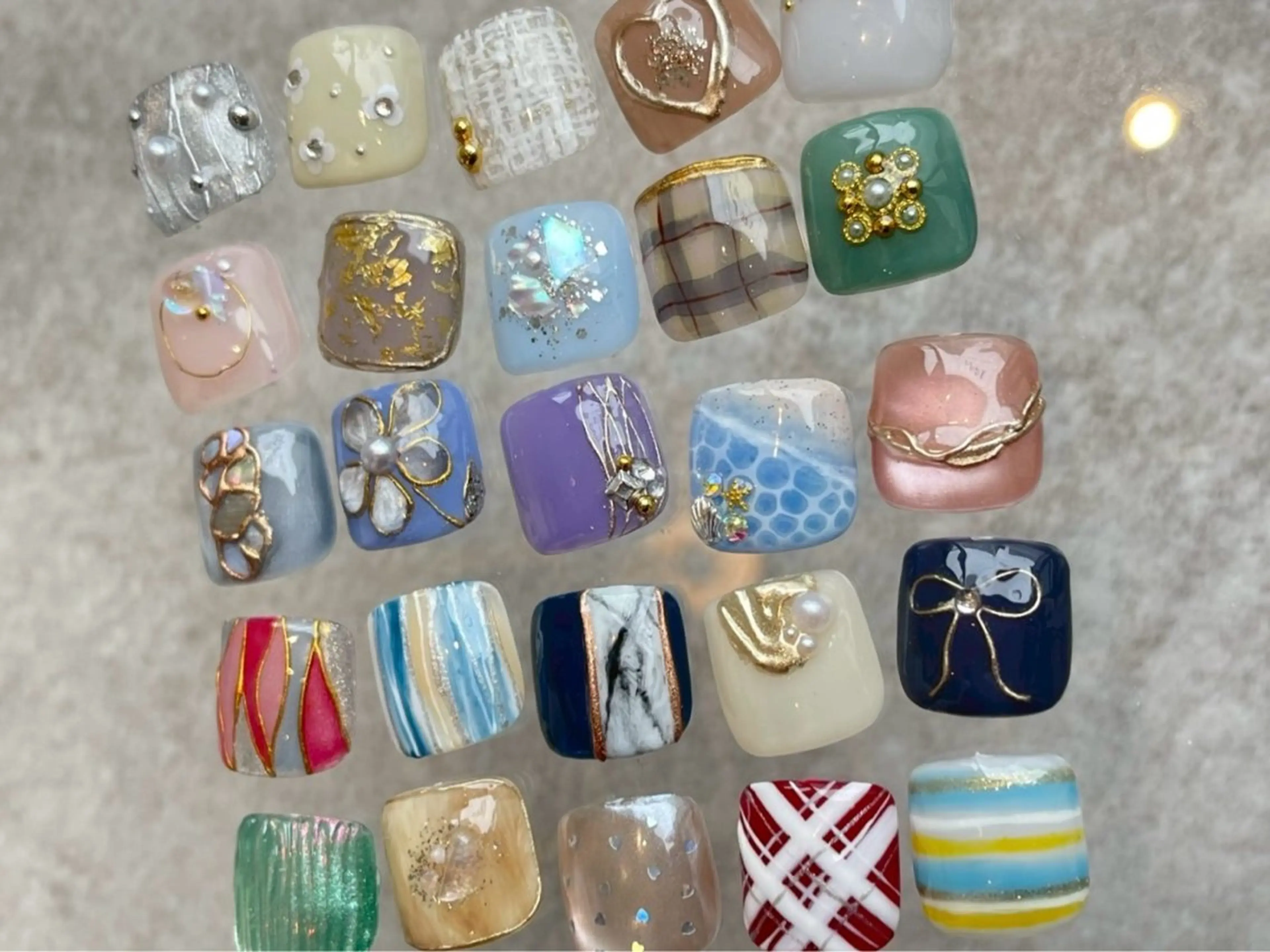 ネイル フットネイル Ravi【胡町】 伊藤のネイルデザイン