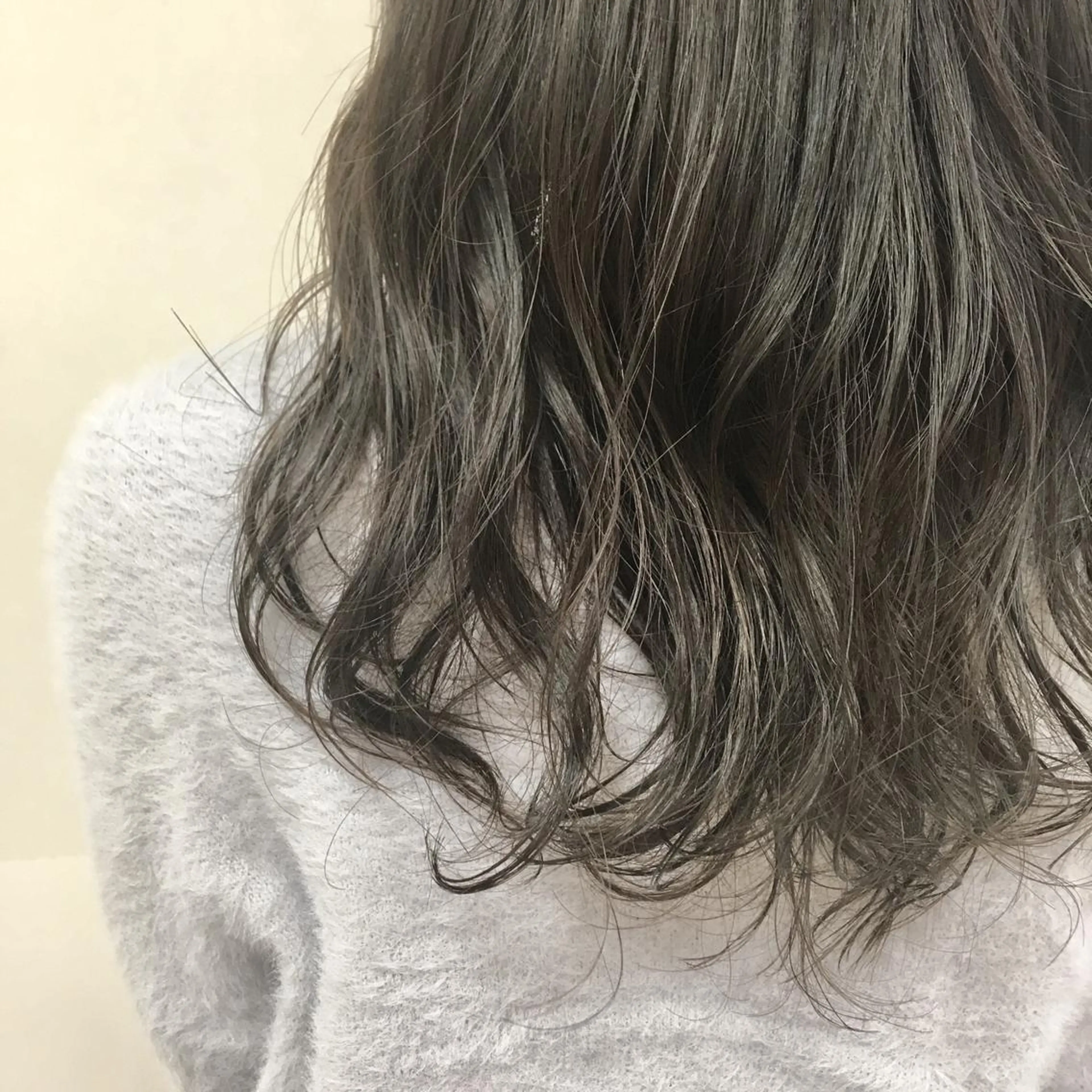 ロング パーマ ヘアアレンジ ヘアカラー トリートメント 【Sweep】おじま のぞみのヘアスタイル