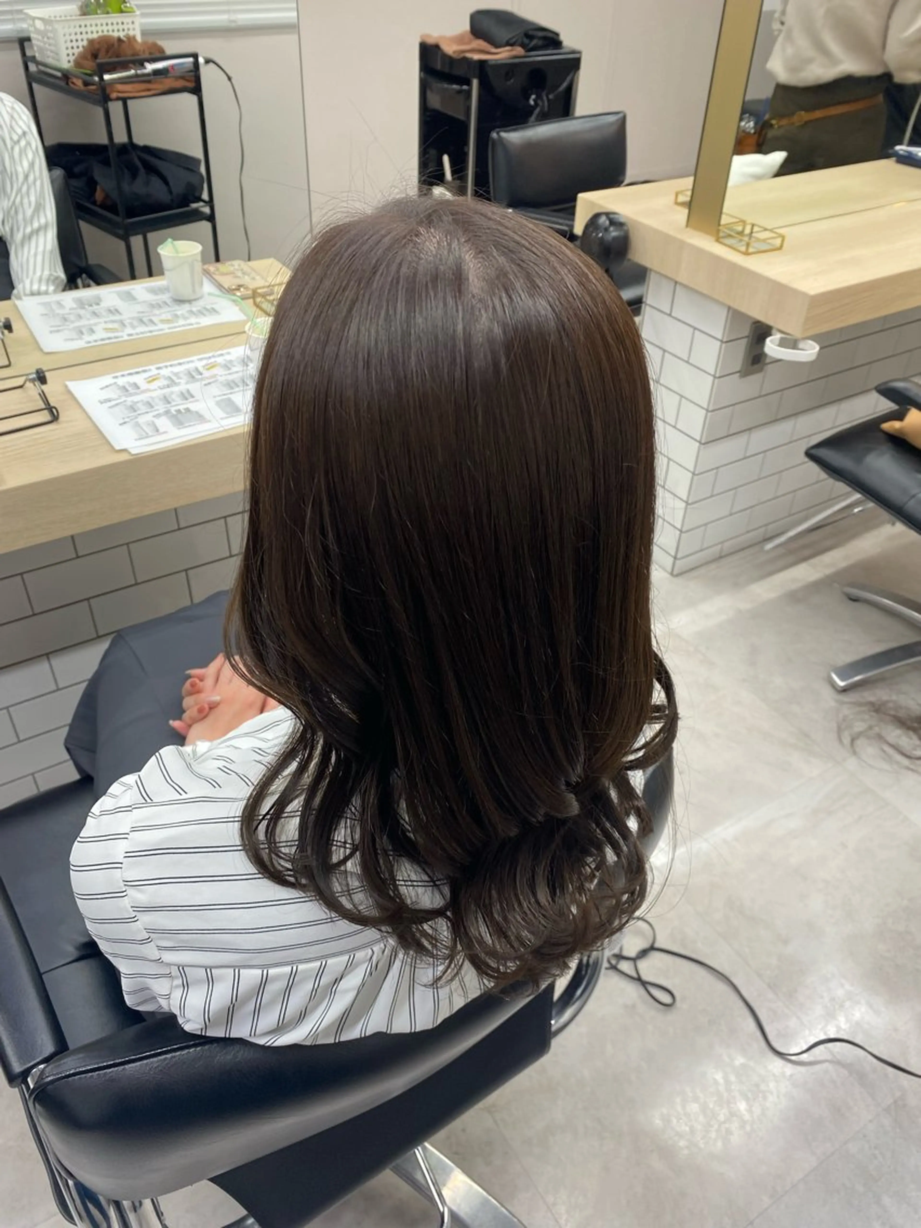 セミロング カラー アッシュ アッシュブラウン ブラウンカラー 韓国風ヘア 韓国ヘア・カラー 🩵SHIZUKUのヘアスタイル