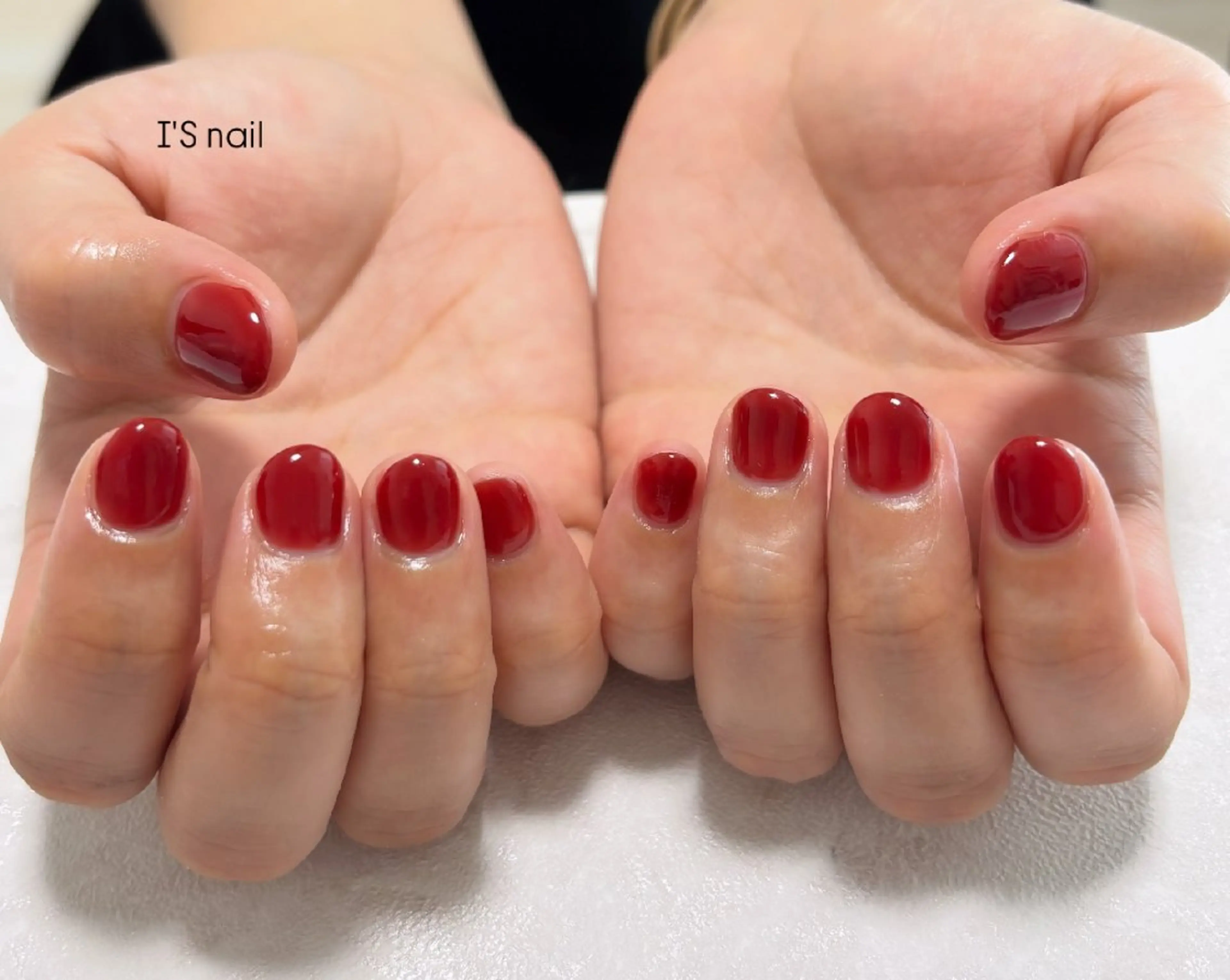 ネイル 赤色 ハンドネイル I'S nail 佐野のネイルデザイン