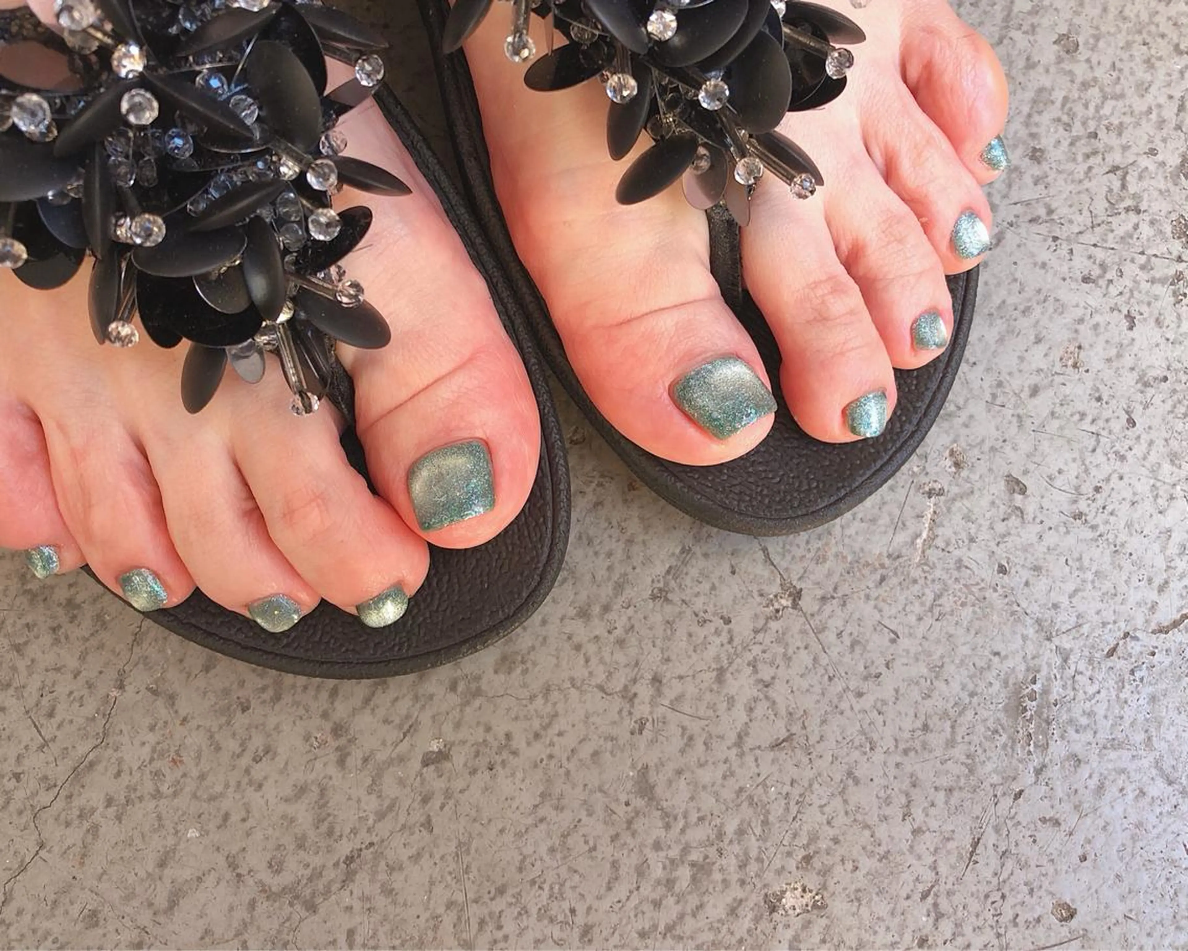 ネイル マグネットネイル フットネイル nail heron所属・saki_ nail heronのネイルデザイン