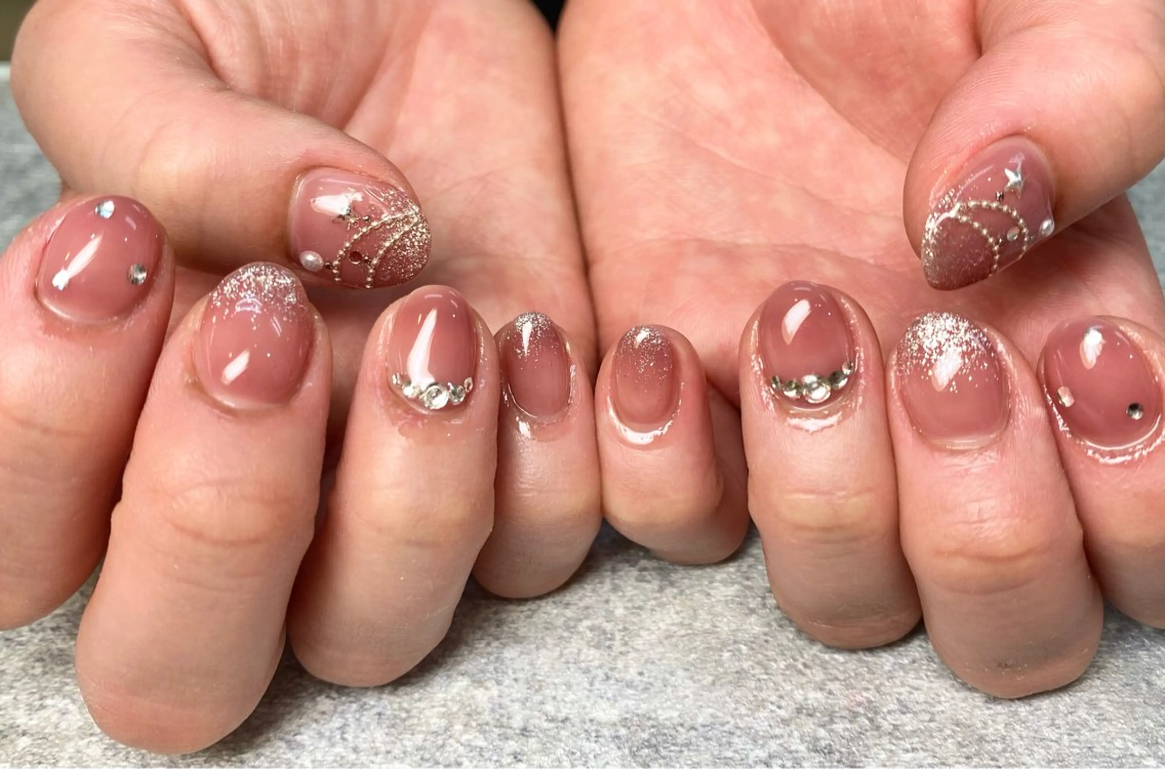 ネイル Jebel Beauty Miuの眉毛・アイブロウイメージ