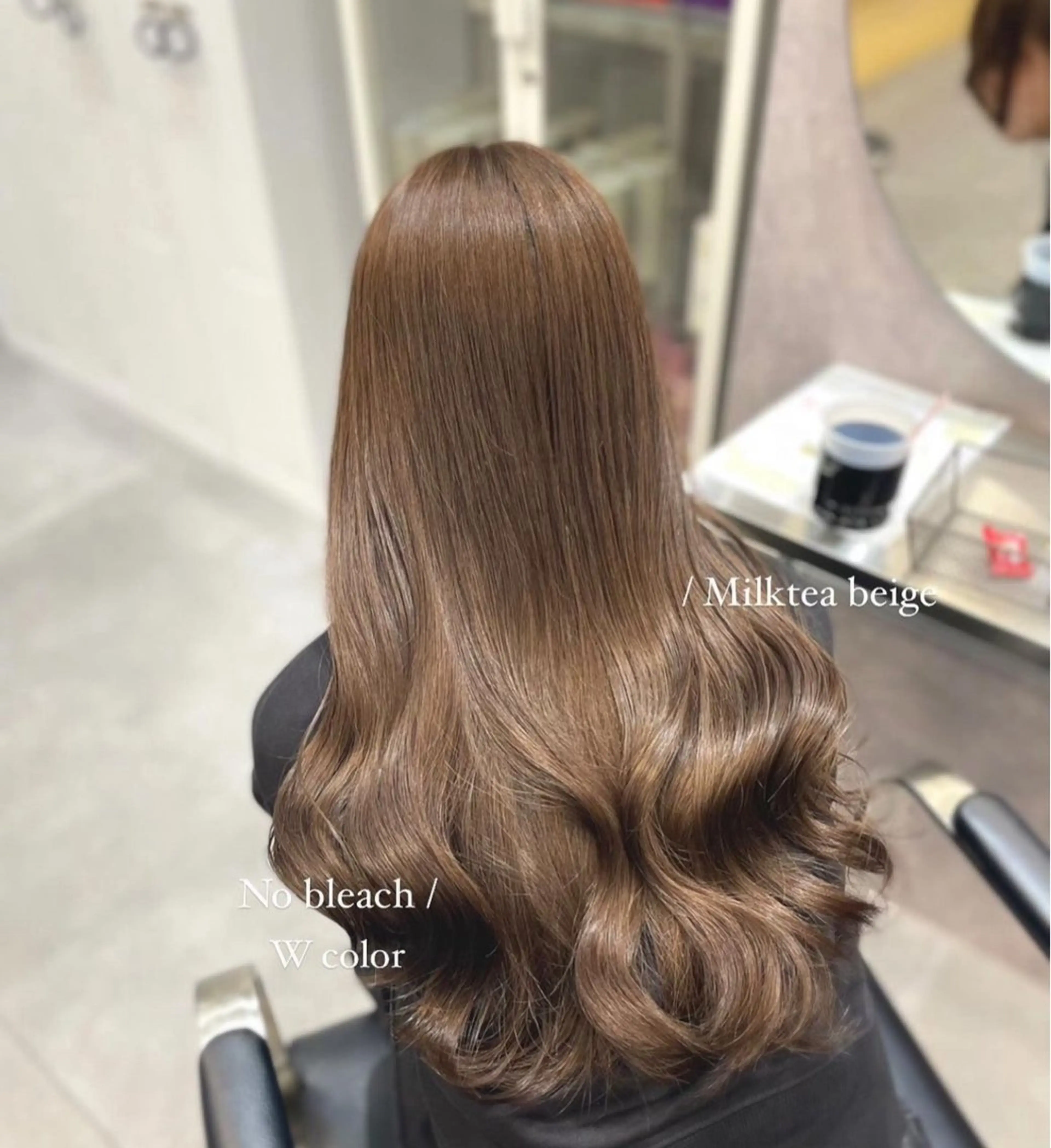 ロング Mirai/ 艶カラー/暖色カラーのヘアスタイル