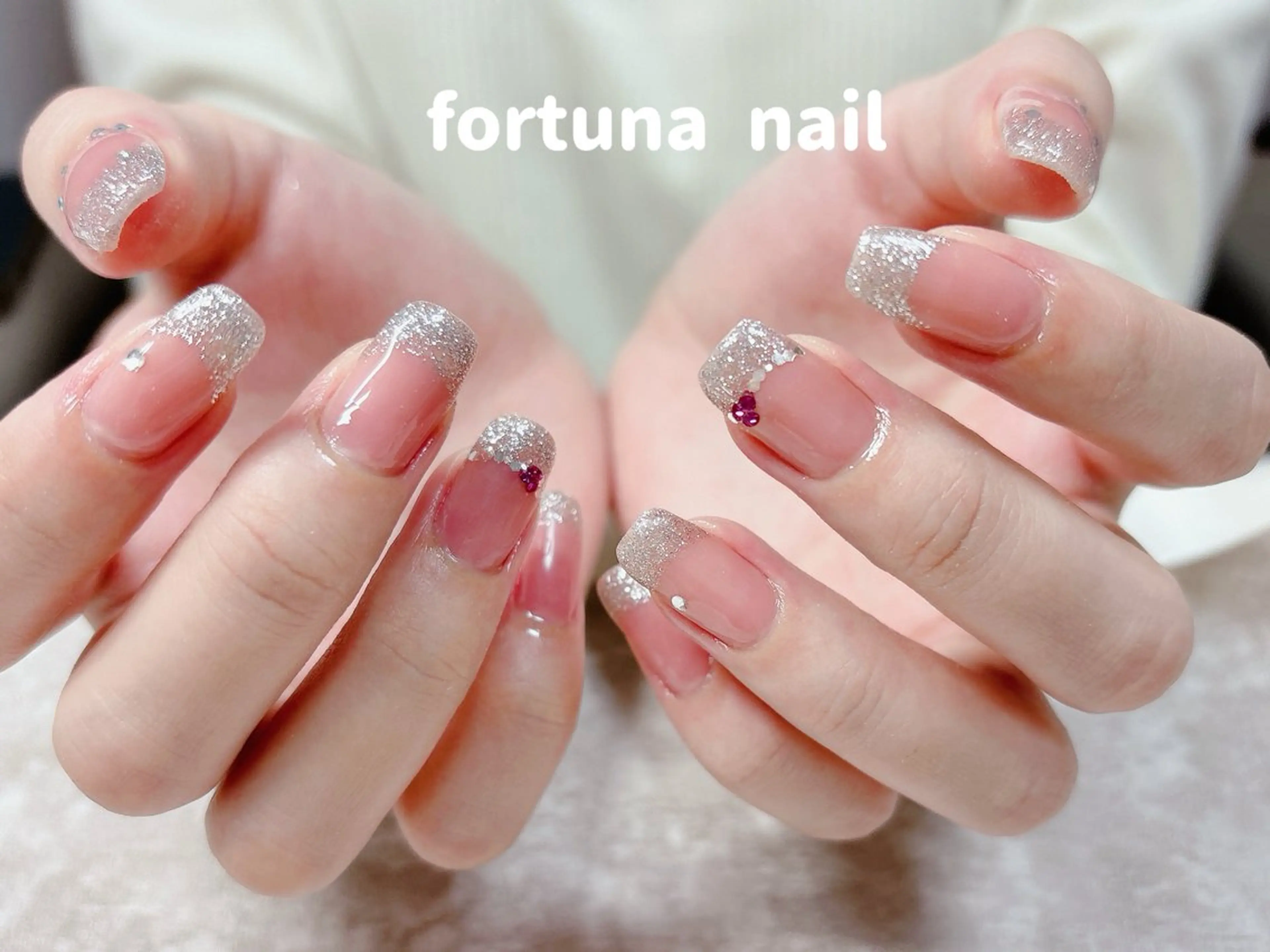 ネイル ハンドネイル ハンドケア Nail •Head スパFortunaのネイルデザイン