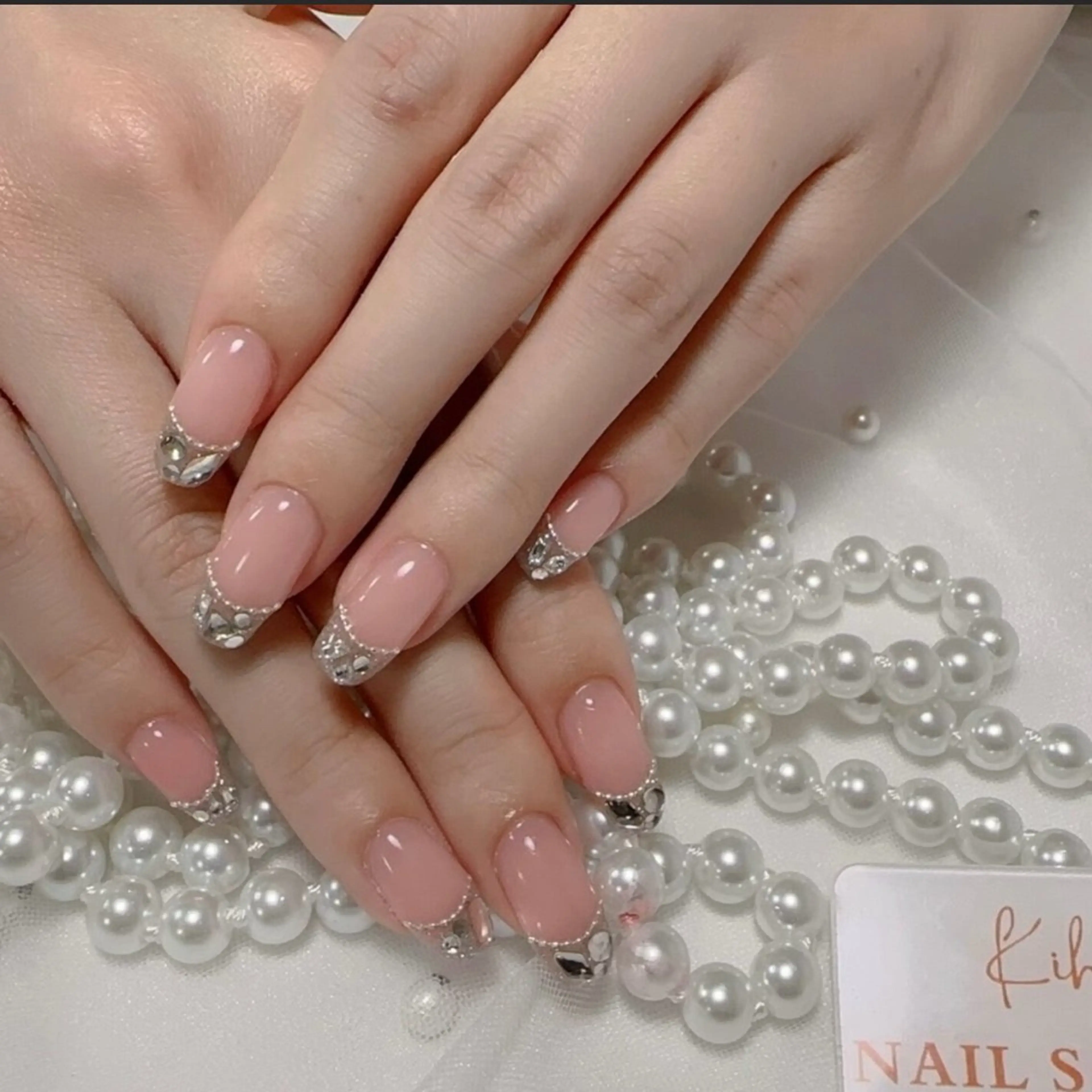 ネイル アートネイル フレンチネイル ジェルネイル グラデーション 韓国ネイル ハンドネイル ハンドケア さくら💮💮 【オフ無料】のネイルデザイン