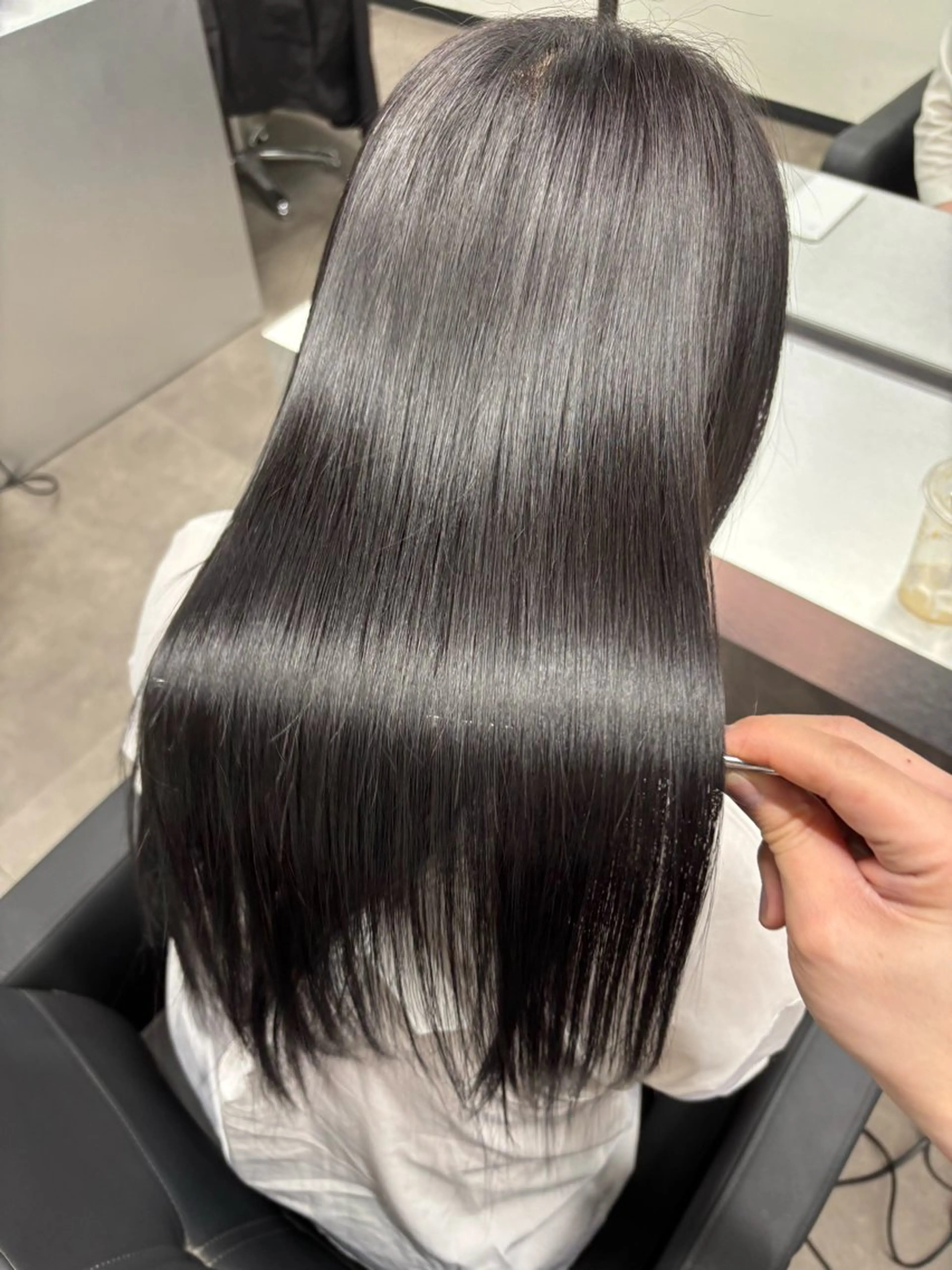 セミロング カット ヘアカラー トリートメント 【美髪/艶縮毛矯正】 ☘️Taketo☘️のヘアスタイル