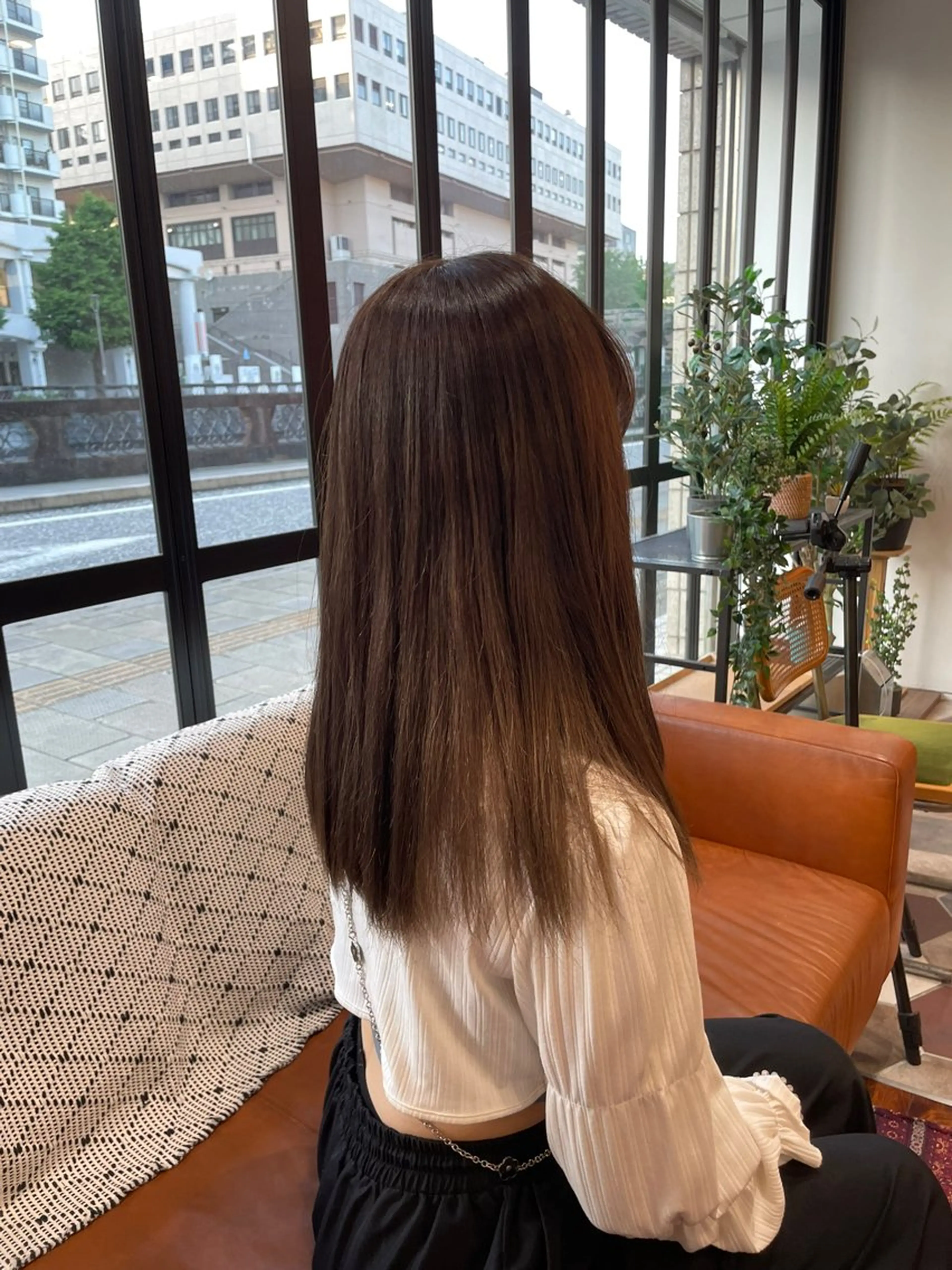 ロング ヘアカラー 上島 未緒のヘアスタイル