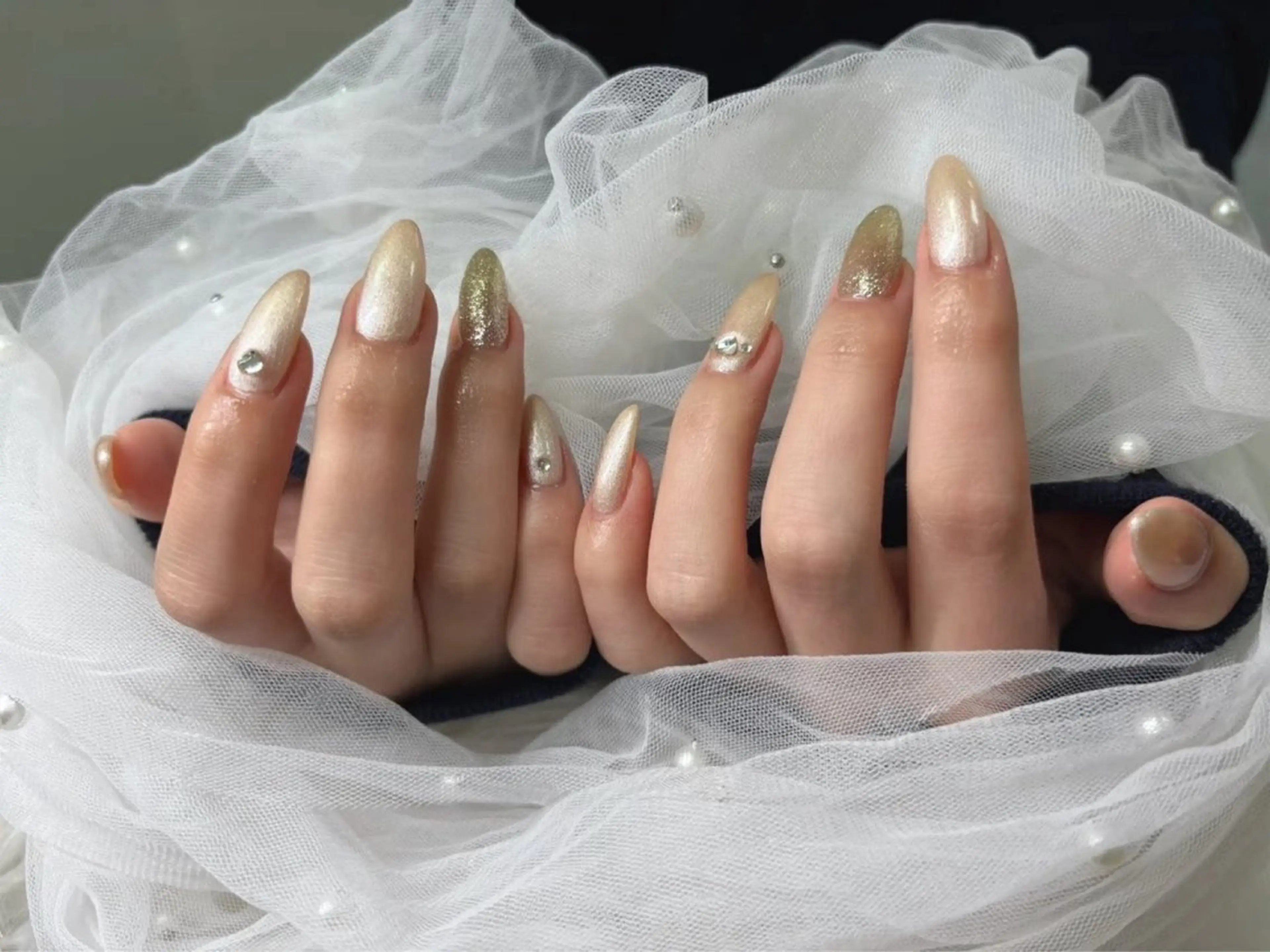 ネイル ハンドネイル フットネイル 小野 真優のネイルデザイン