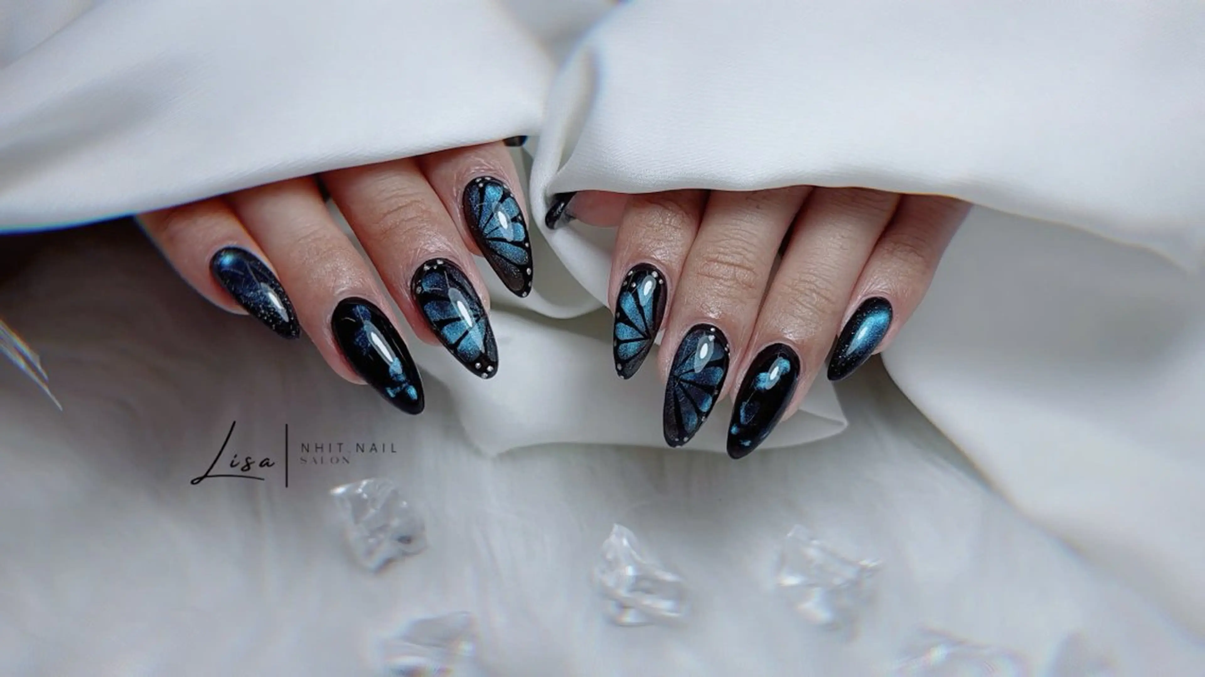 ネイル Nhit Nailsのネイルデザイン