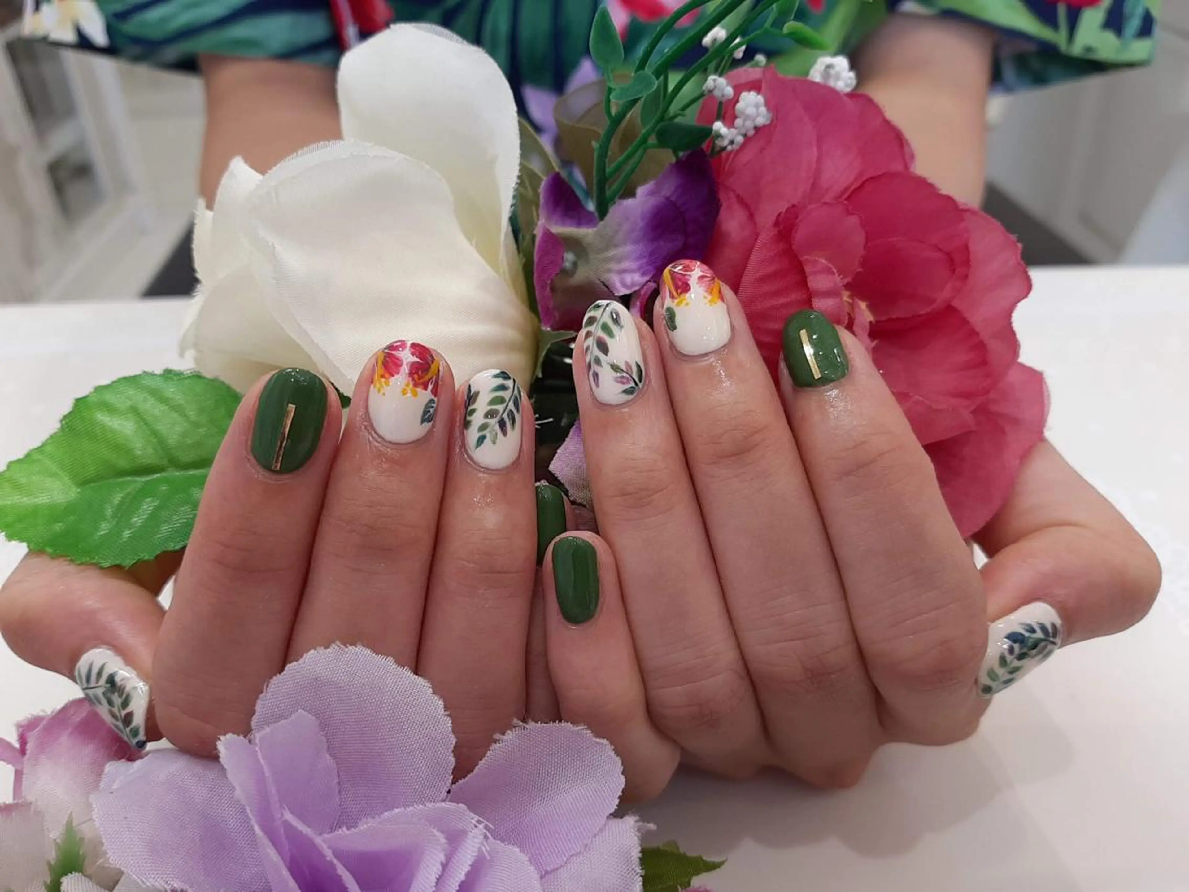 ネイル ハンドネイル nailsalon MINERVAのネイルデザイン