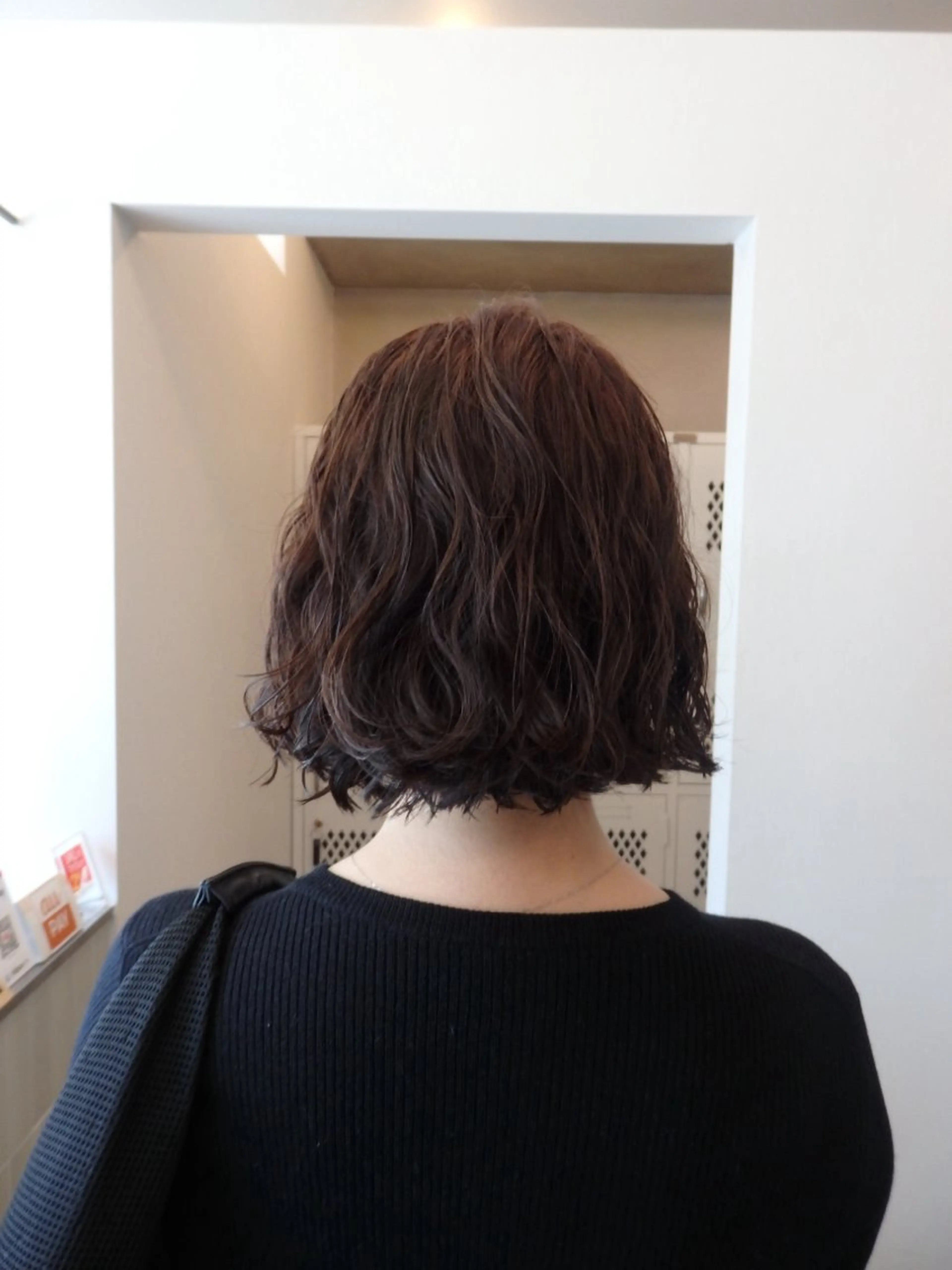 ミディアム パーマ 彩葉/ブリーチ/ カットモデル栄・伏見のヘアスタイル