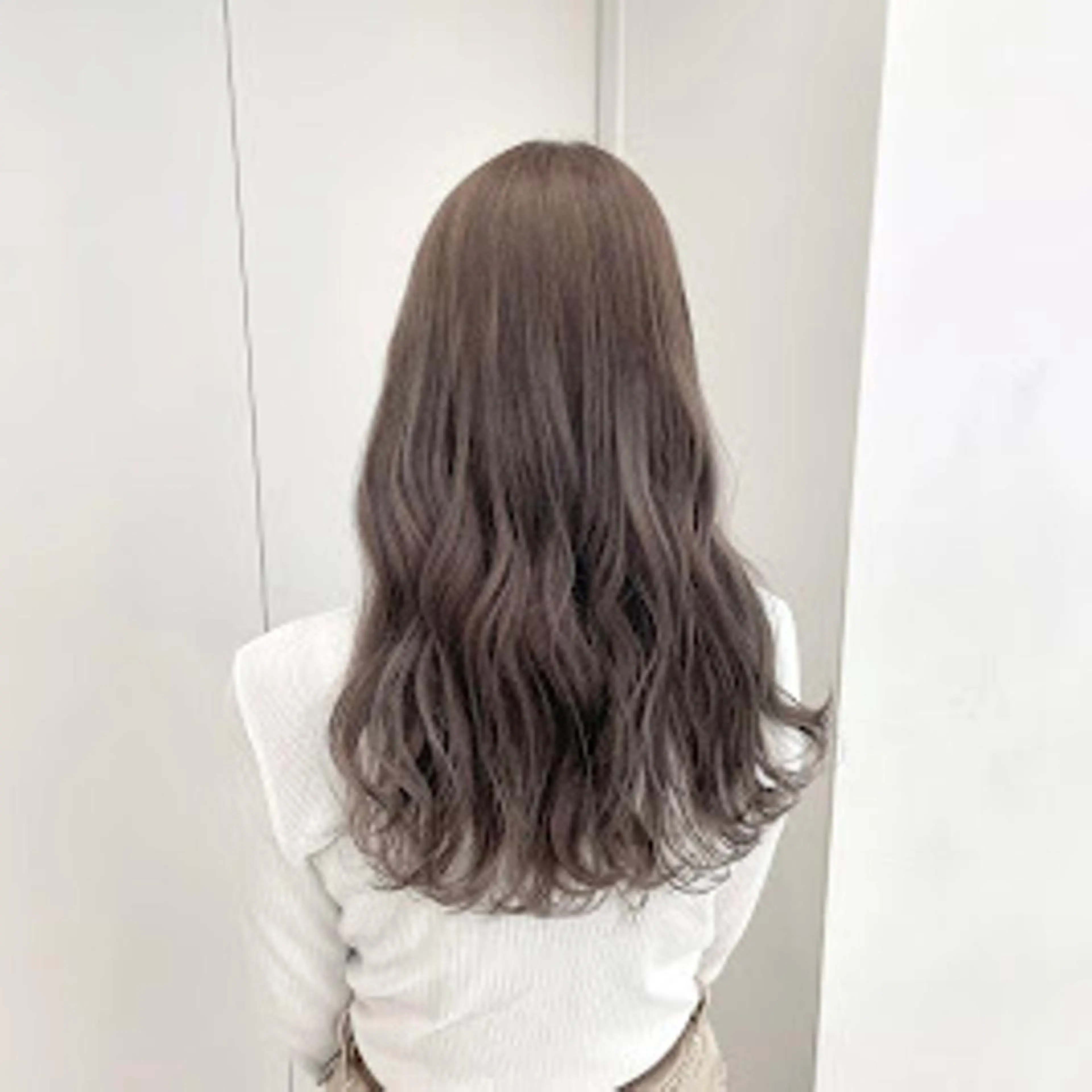 カラー 🪞THEATER 表参道店🩰のヘアスタイル