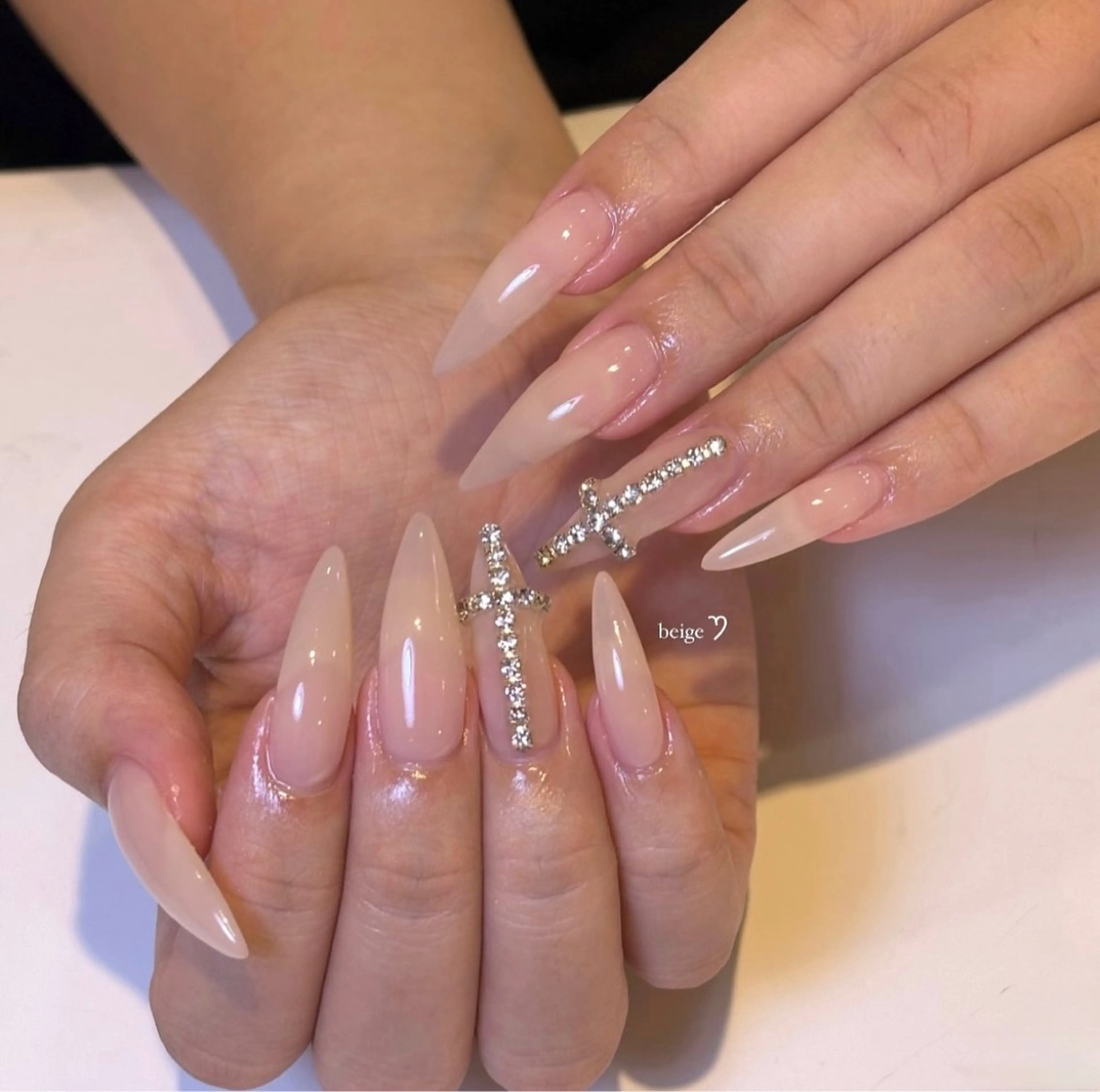ネイル 韓国ネイル ニュアンスネイル シンプルネイル ワンホンネイル Nihonthy Nail 新宿所属・Nihonthy Nail 新宿のネイルデザイン