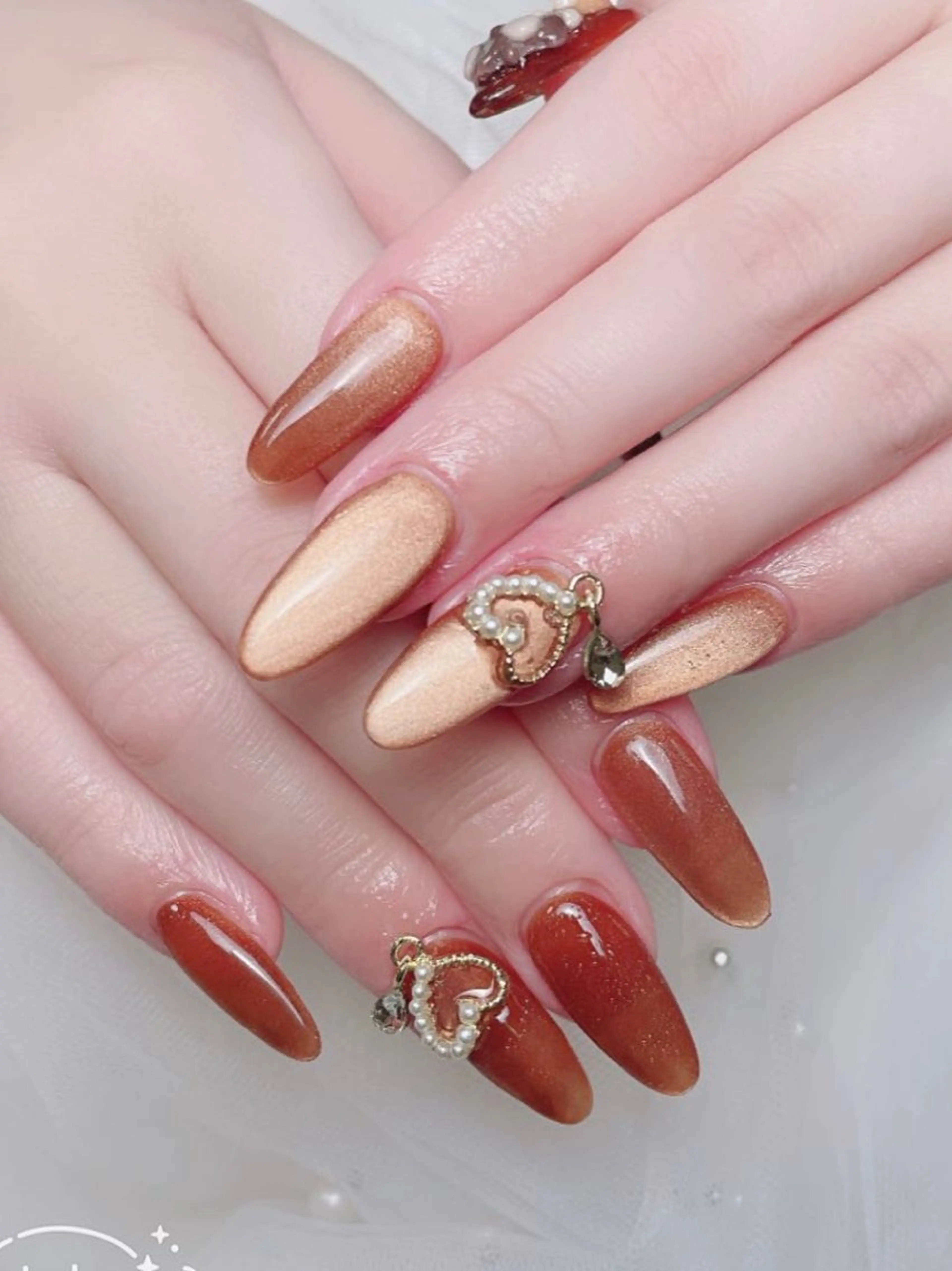 ネイル フレンチネイル ジェルネイル ハート 韓国ネイル マグネットネイル ハンドネイル ネイルサロン lotusのネイルデザイン