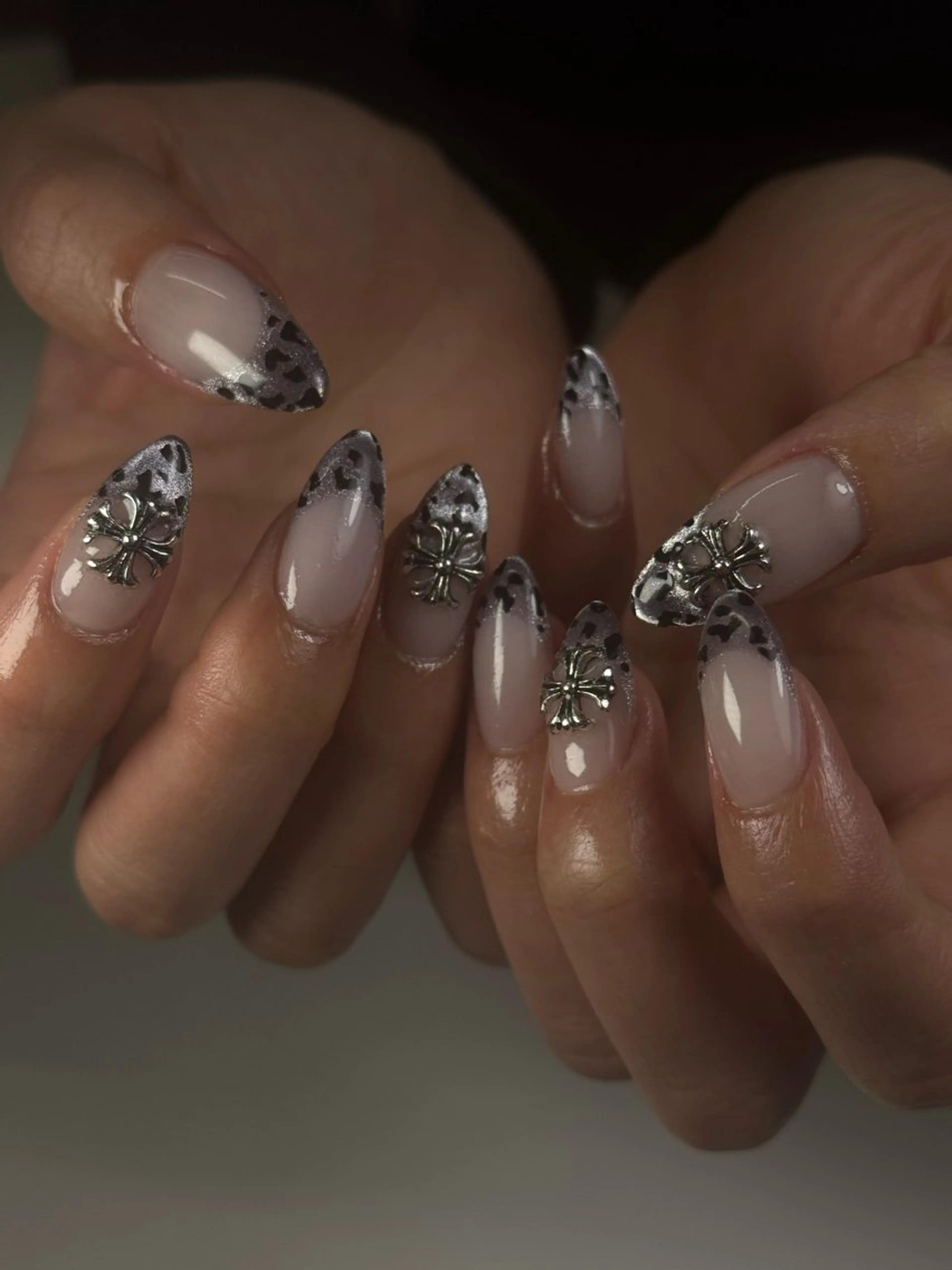 ネイル ハンドネイル 💊大阪/心斎橋 moni🧠のネイルデザイン